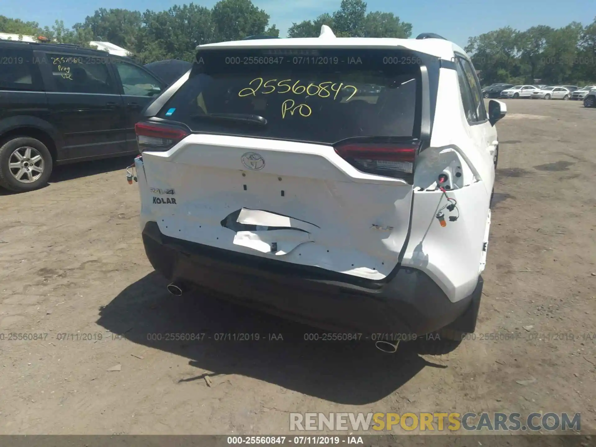 6 Photograph of a damaged car JTMP1RFV2KD512163 TOYOTA RAV4 2019