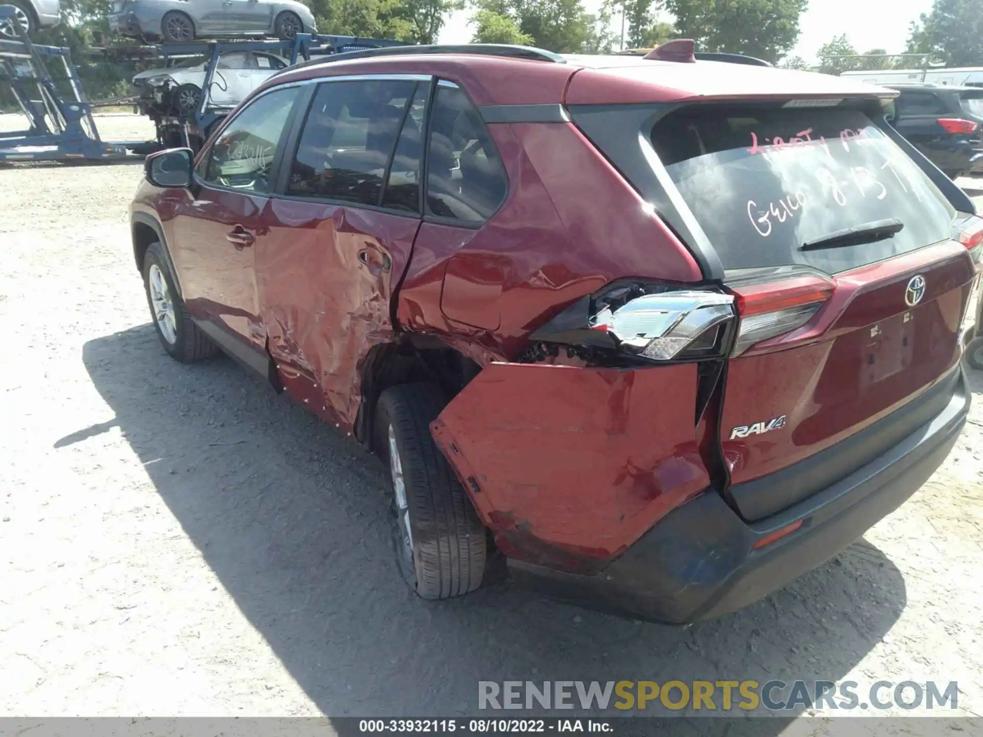 6 Photograph of a damaged car JTMP1RFV3KD013405 TOYOTA RAV4 2019