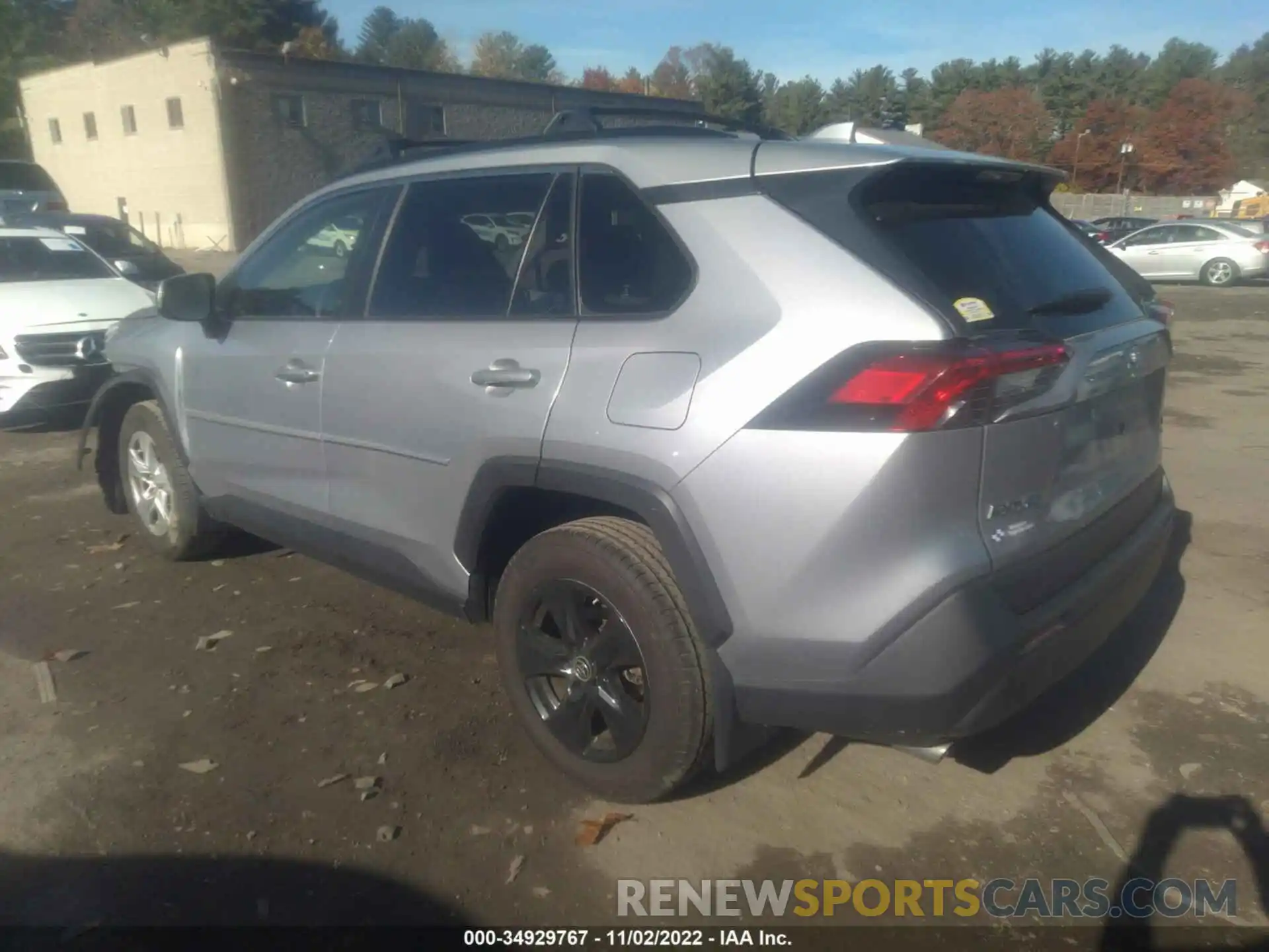 3 Photograph of a damaged car JTMP1RFV3KD042368 TOYOTA RAV4 2019