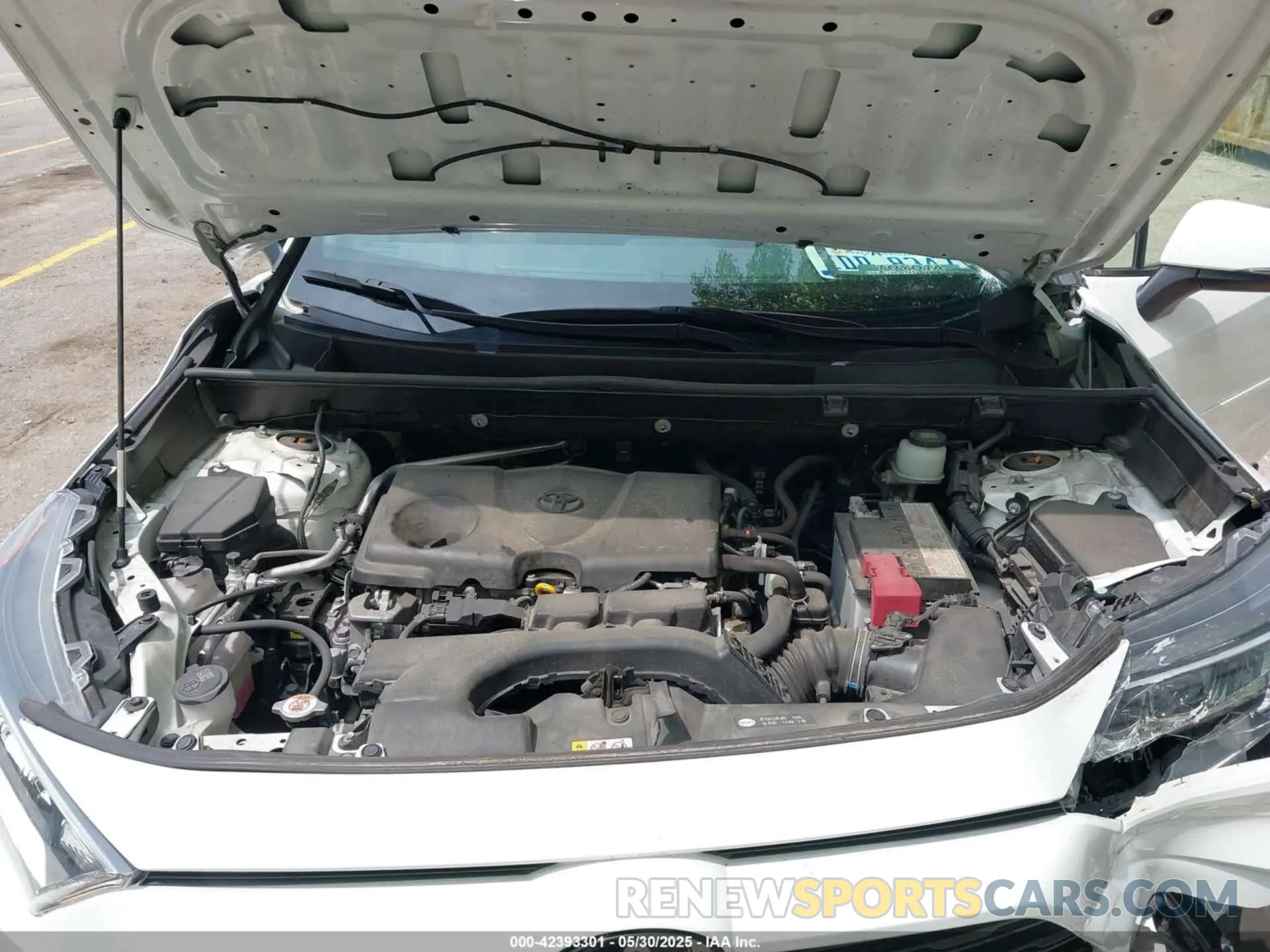 10 Photograph of a damaged car JTMP1RFV3KD046162 TOYOTA RAV4 2019