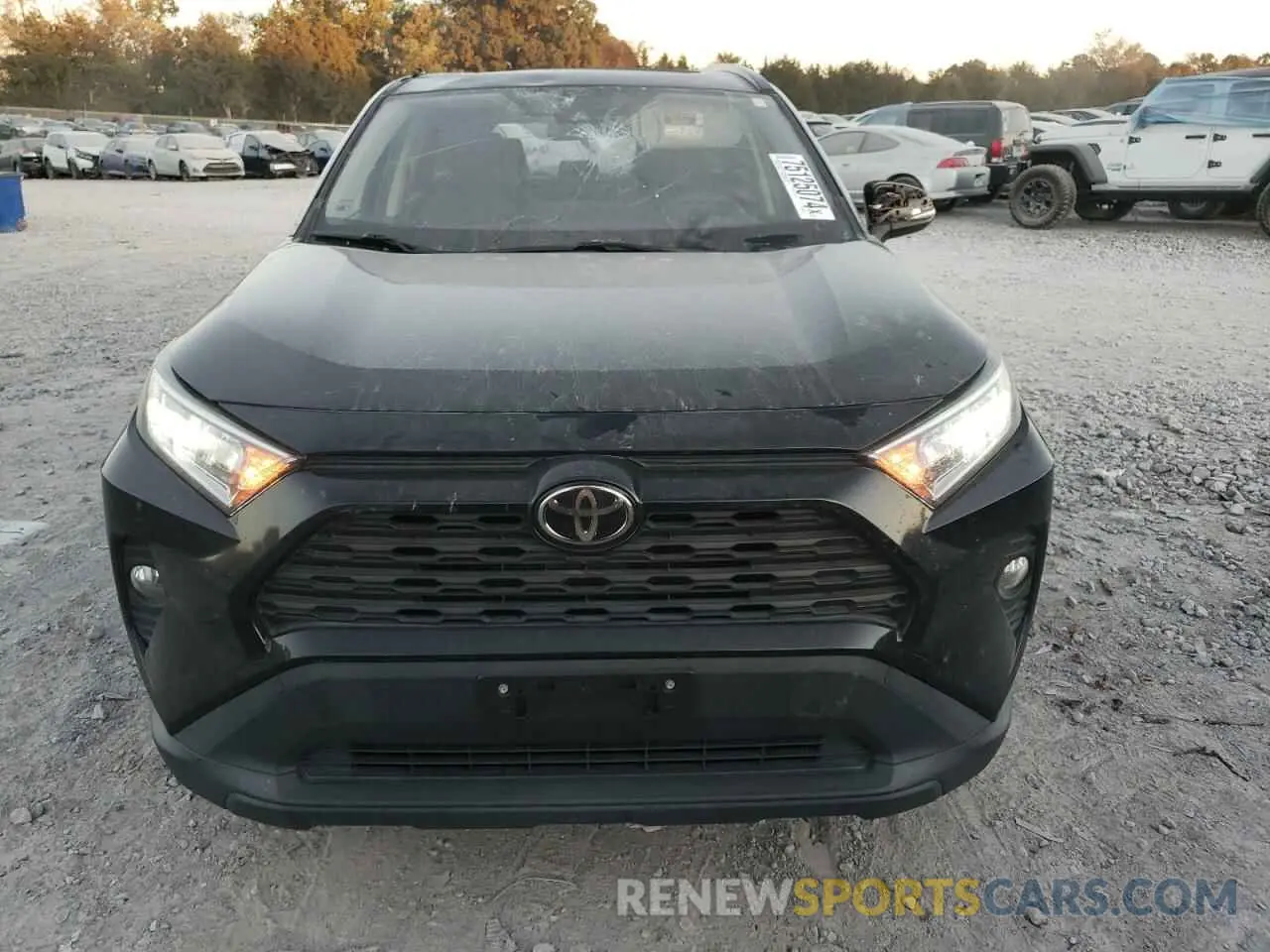5 Photograph of a damaged car JTMP1RFV3KD501303 TOYOTA RAV4 2019
