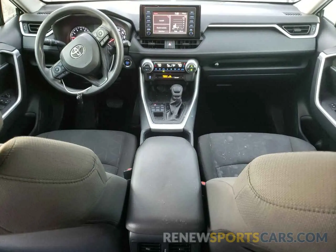 8 Photograph of a damaged car JTMP1RFV3KD501303 TOYOTA RAV4 2019