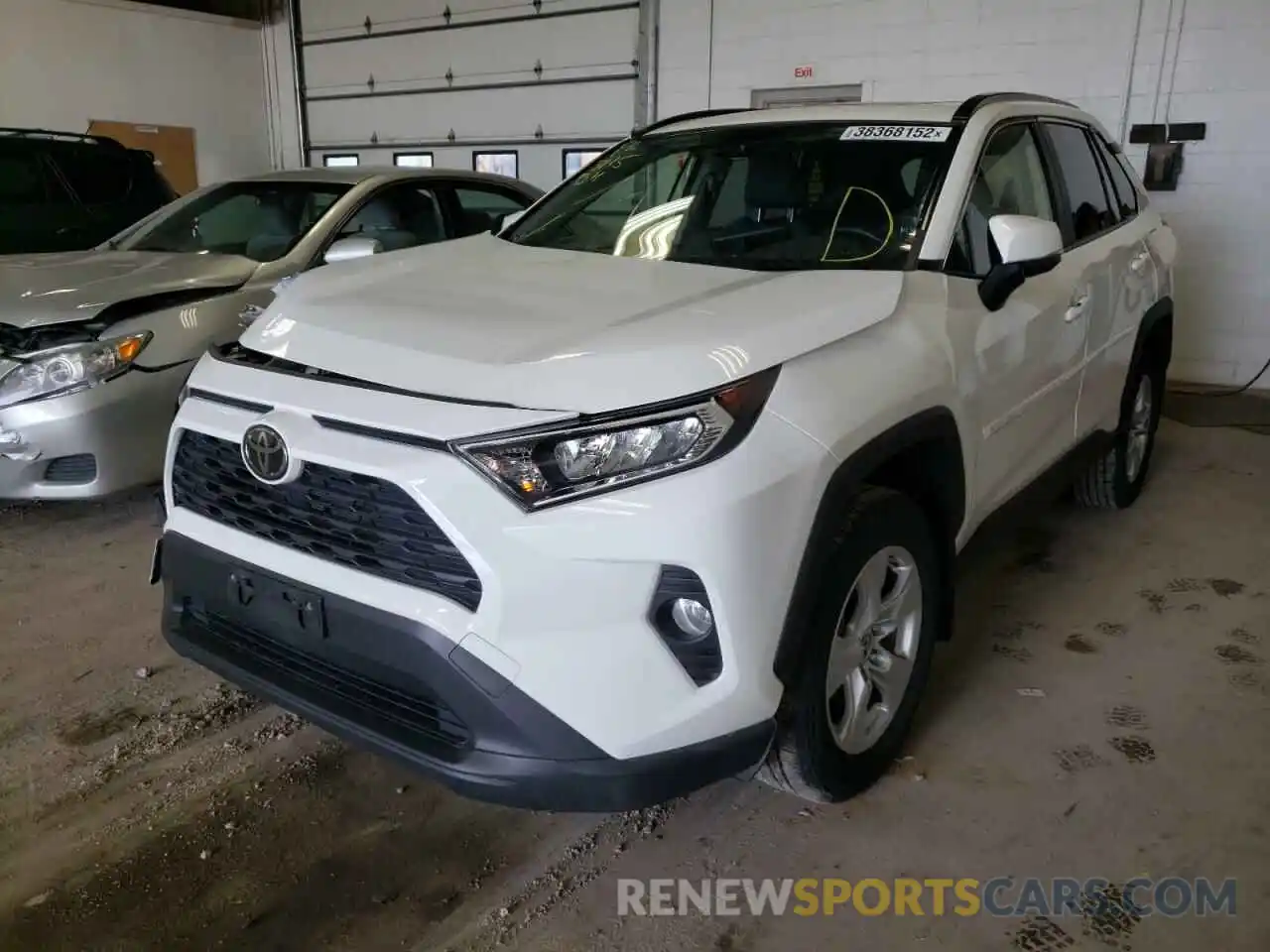 2 Photograph of a damaged car JTMP1RFV3KD502564 TOYOTA RAV4 2019