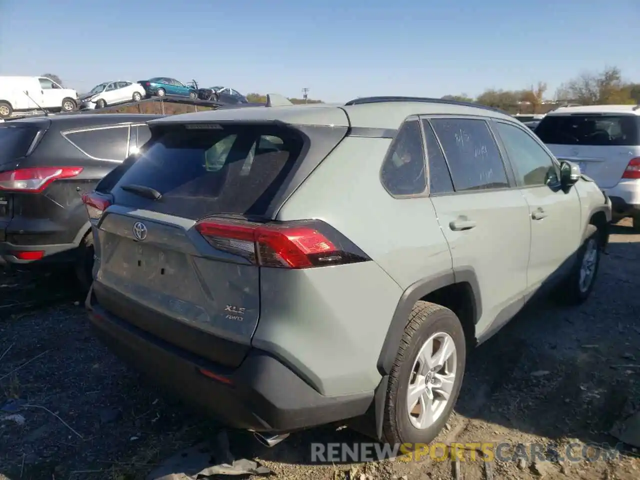 4 Photograph of a damaged car JTMP1RFV3KD502970 TOYOTA RAV4 2019