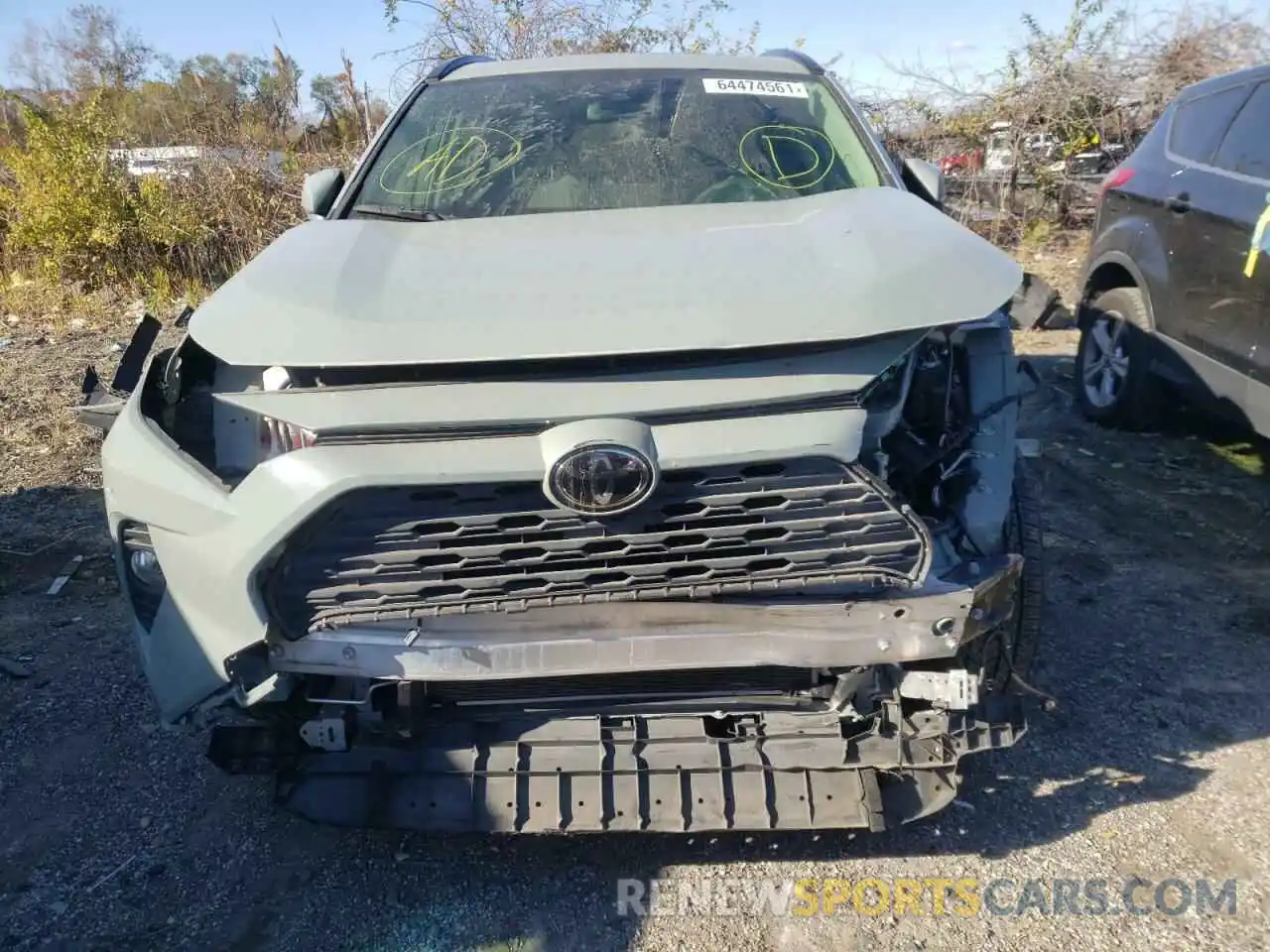 9 Photograph of a damaged car JTMP1RFV3KD502970 TOYOTA RAV4 2019