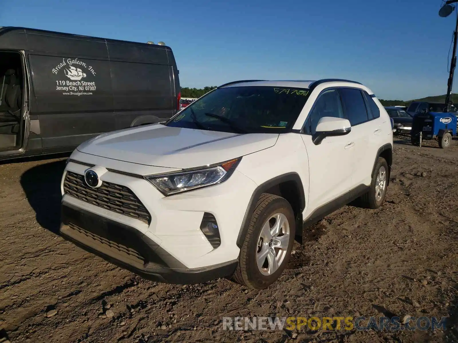 2 Photograph of a damaged car JTMP1RFV3KD523446 TOYOTA RAV4 2019