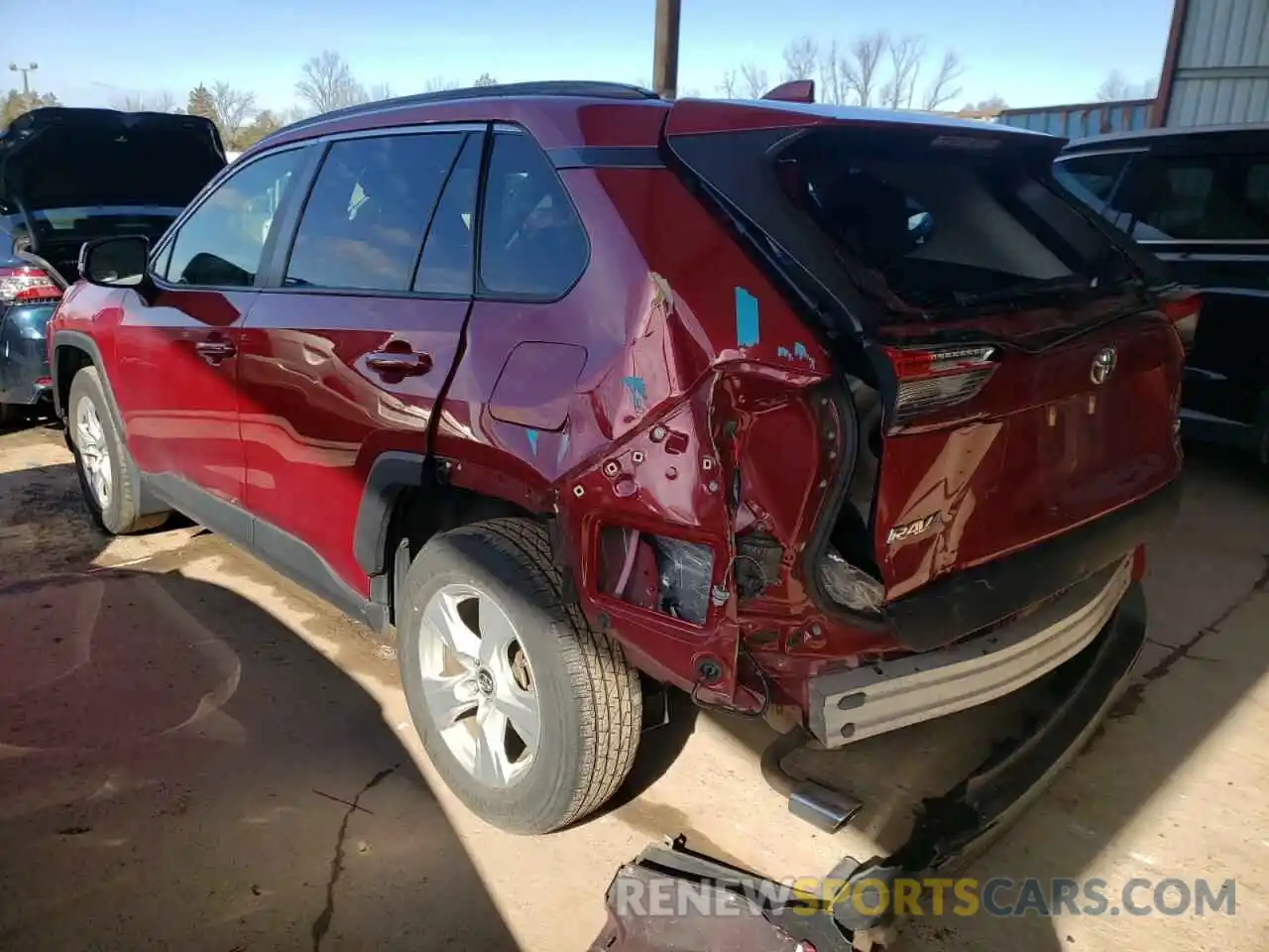 3 Photograph of a damaged car JTMP1RFV3KJ009601 TOYOTA RAV4 2019