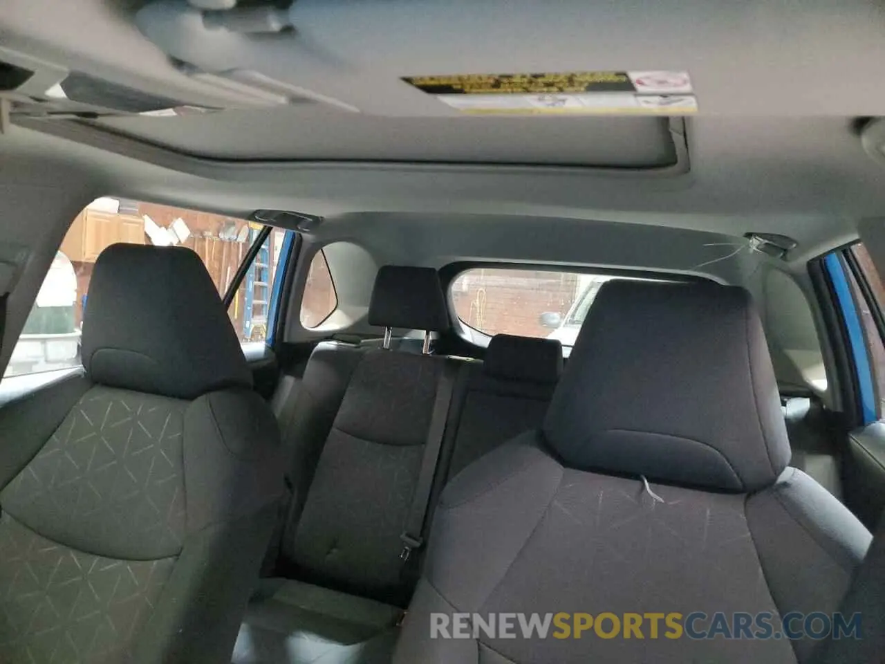 10 Photograph of a damaged car JTMP1RFV3KJ013180 TOYOTA RAV4 2019