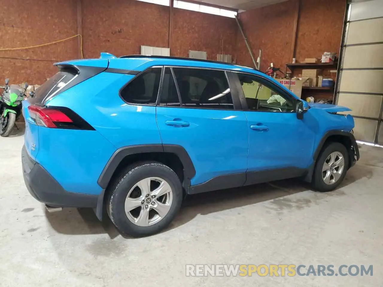 3 Photograph of a damaged car JTMP1RFV3KJ013180 TOYOTA RAV4 2019