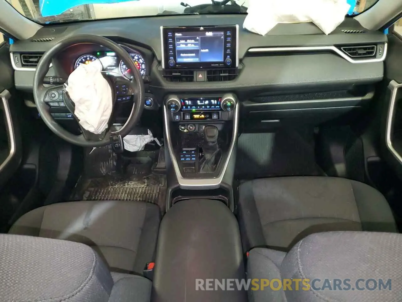 8 Photograph of a damaged car JTMP1RFV3KJ013180 TOYOTA RAV4 2019