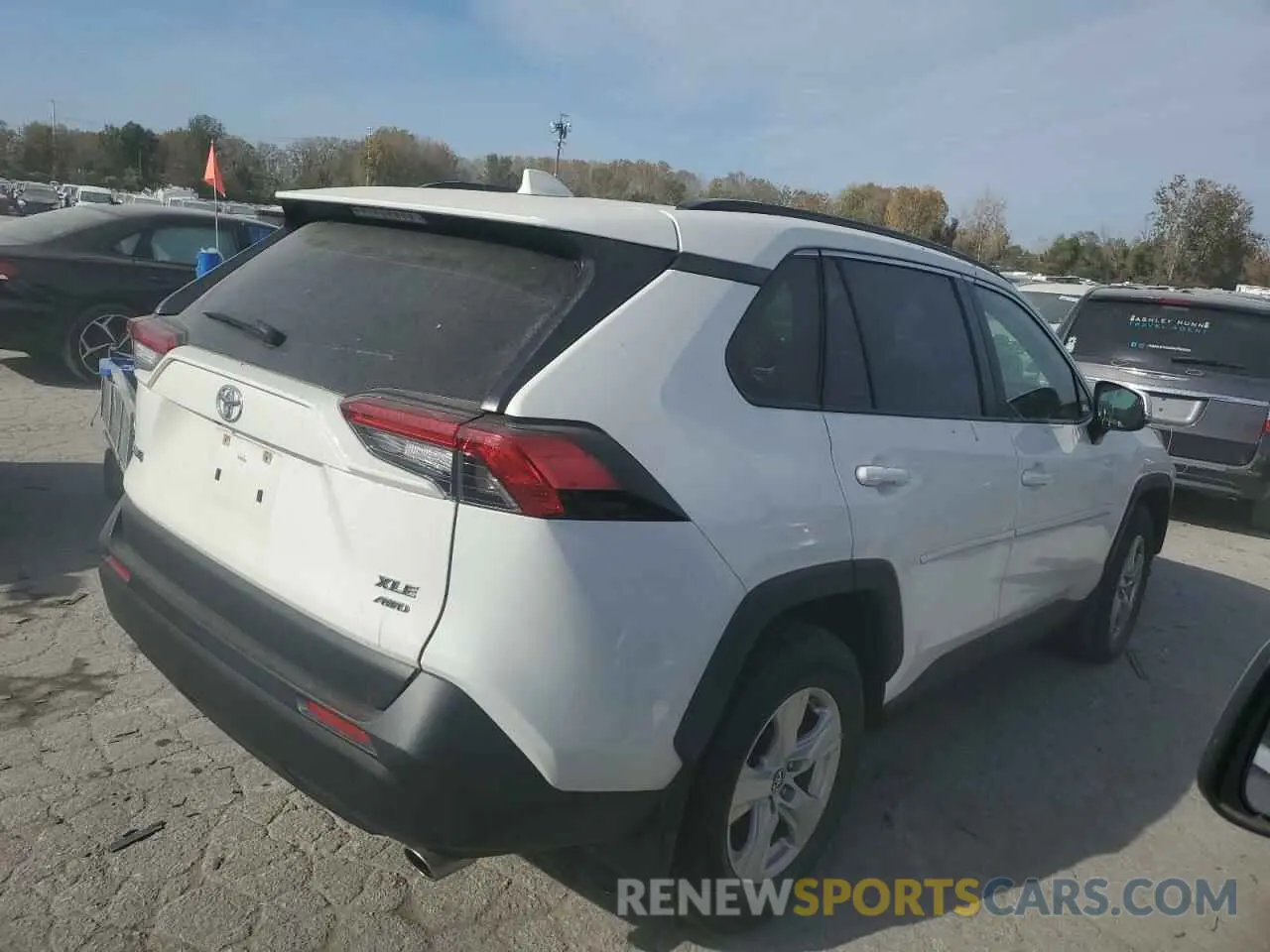 3 Photograph of a damaged car JTMP1RFV4KD006527 TOYOTA RAV4 2019