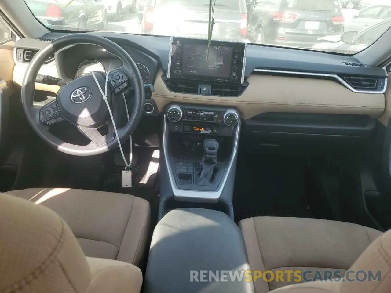 8 Photograph of a damaged car JTMP1RFV4KD006527 TOYOTA RAV4 2019