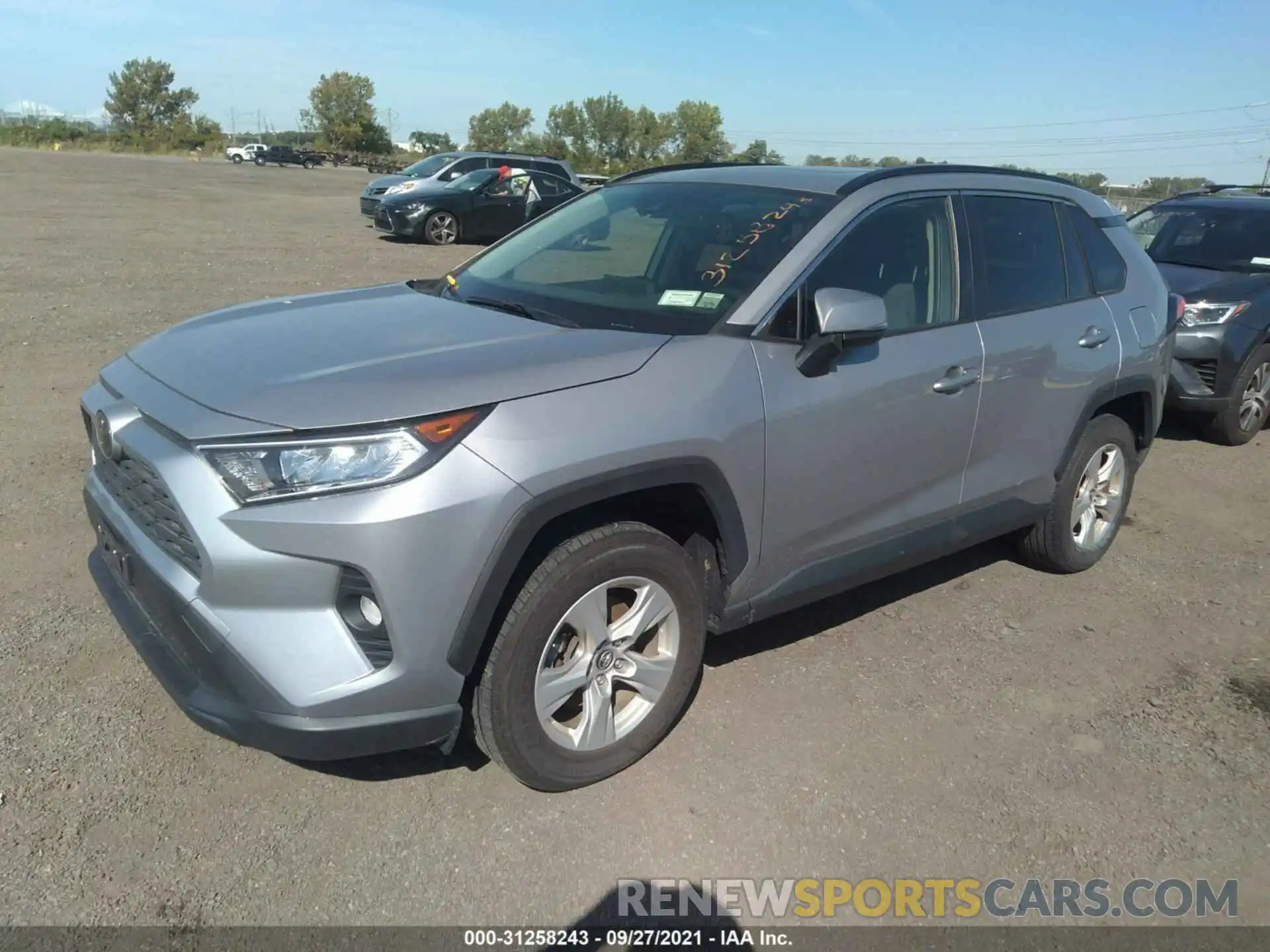 2 Photograph of a damaged car JTMP1RFV4KD020718 TOYOTA RAV4 2019