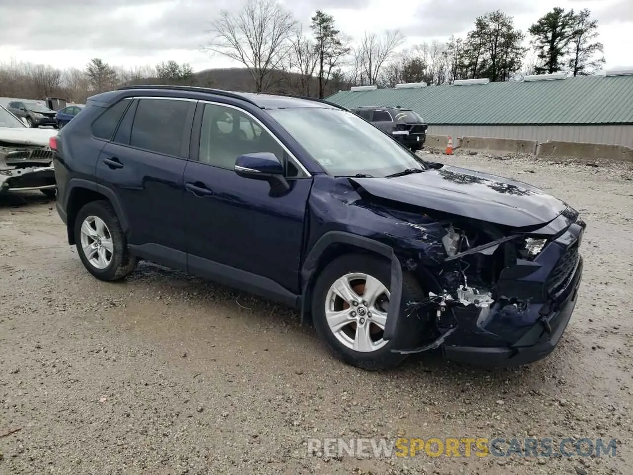 4 Photograph of a damaged car JTMP1RFV4KD032402 TOYOTA RAV4 2019