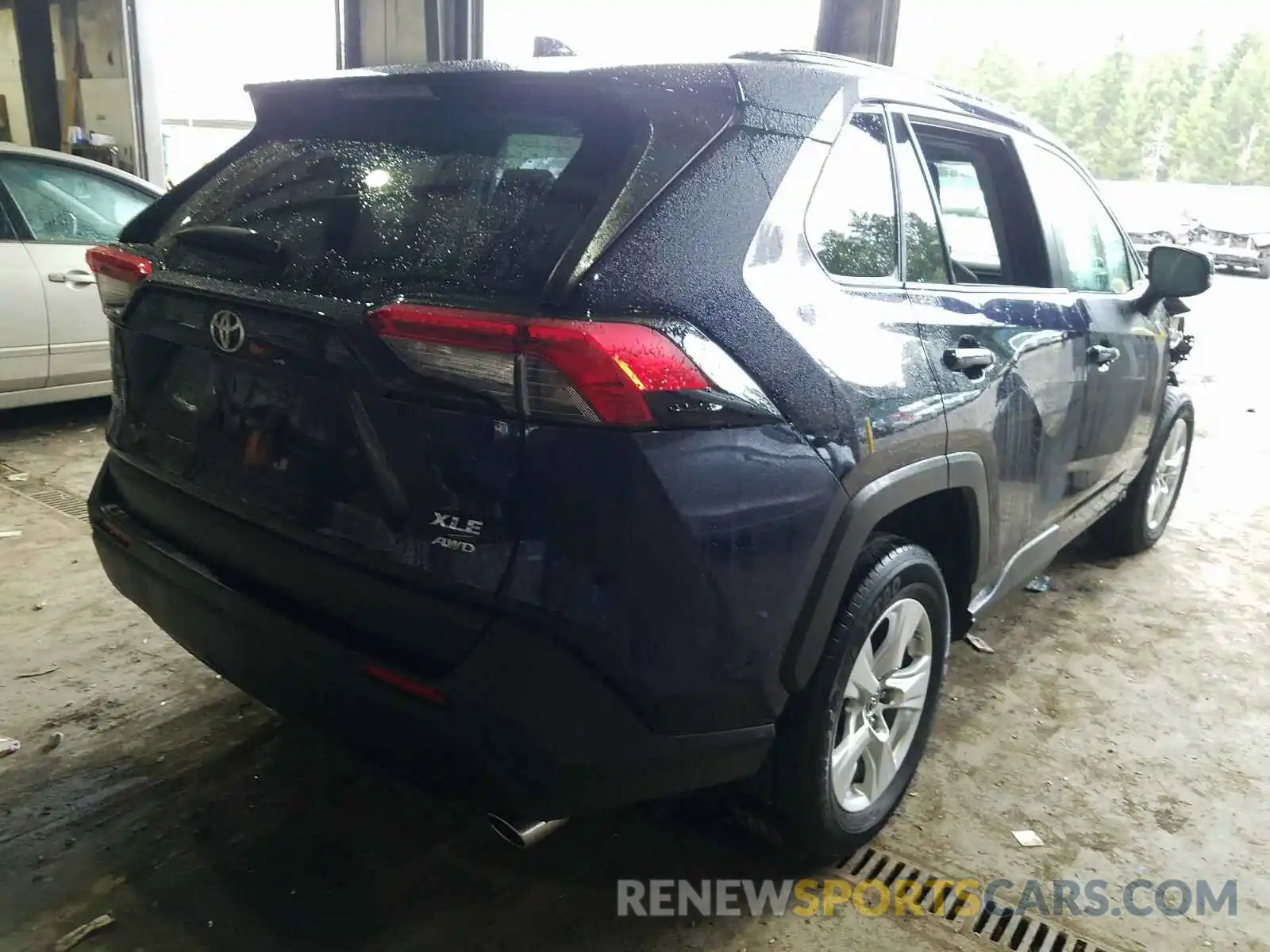 4 Photograph of a damaged car JTMP1RFV4KD033159 TOYOTA RAV4 2019