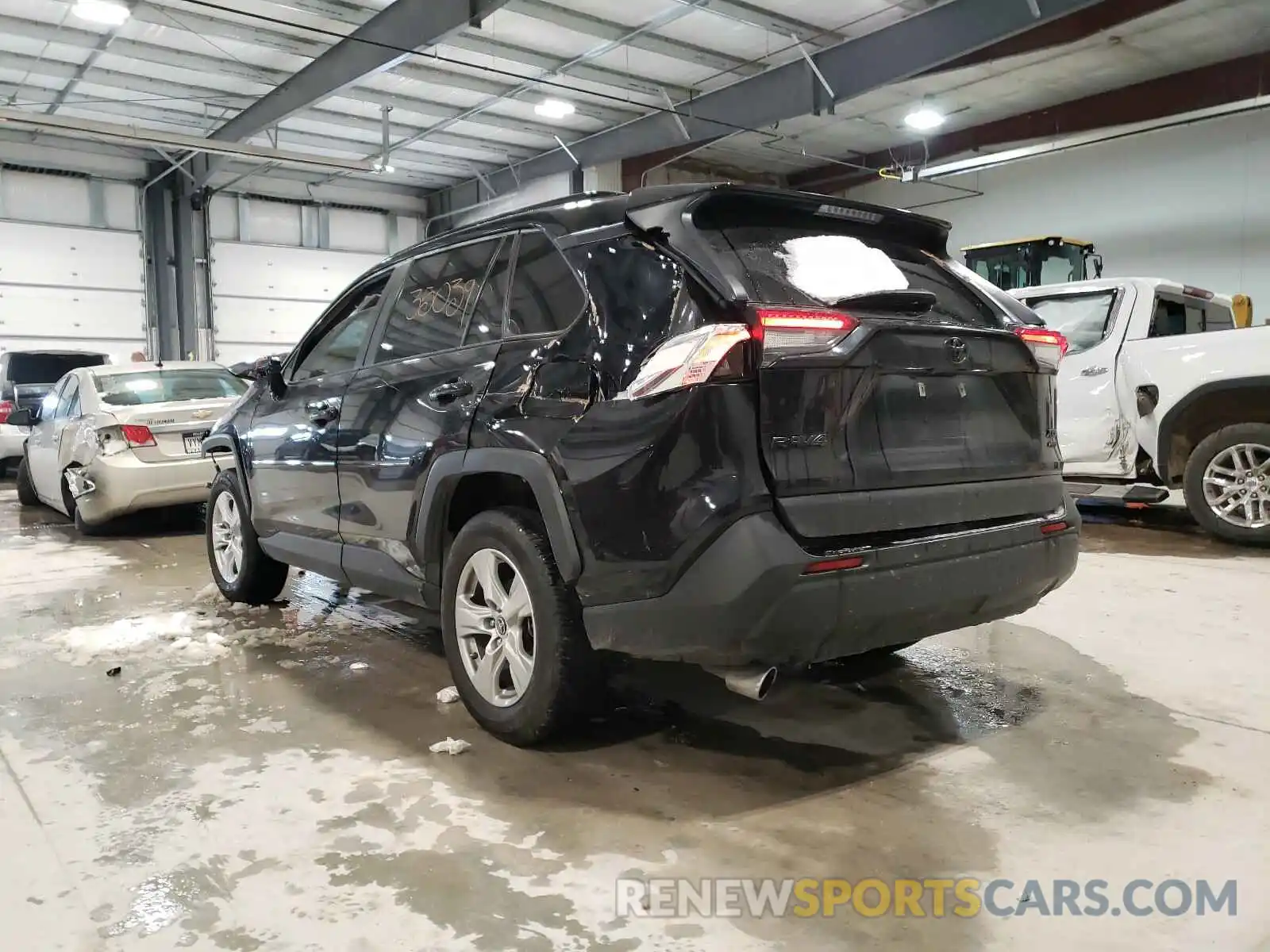 3 Photograph of a damaged car JTMP1RFV4KD510933 TOYOTA RAV4 2019