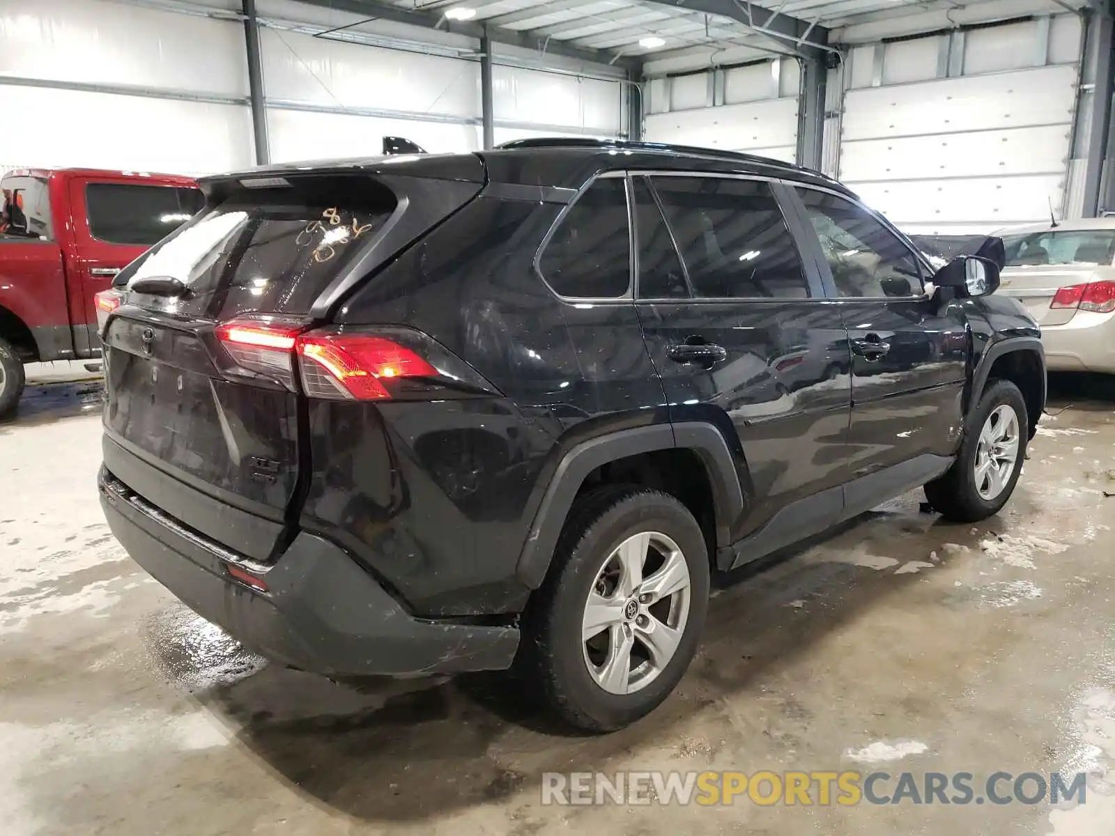 4 Photograph of a damaged car JTMP1RFV4KD510933 TOYOTA RAV4 2019