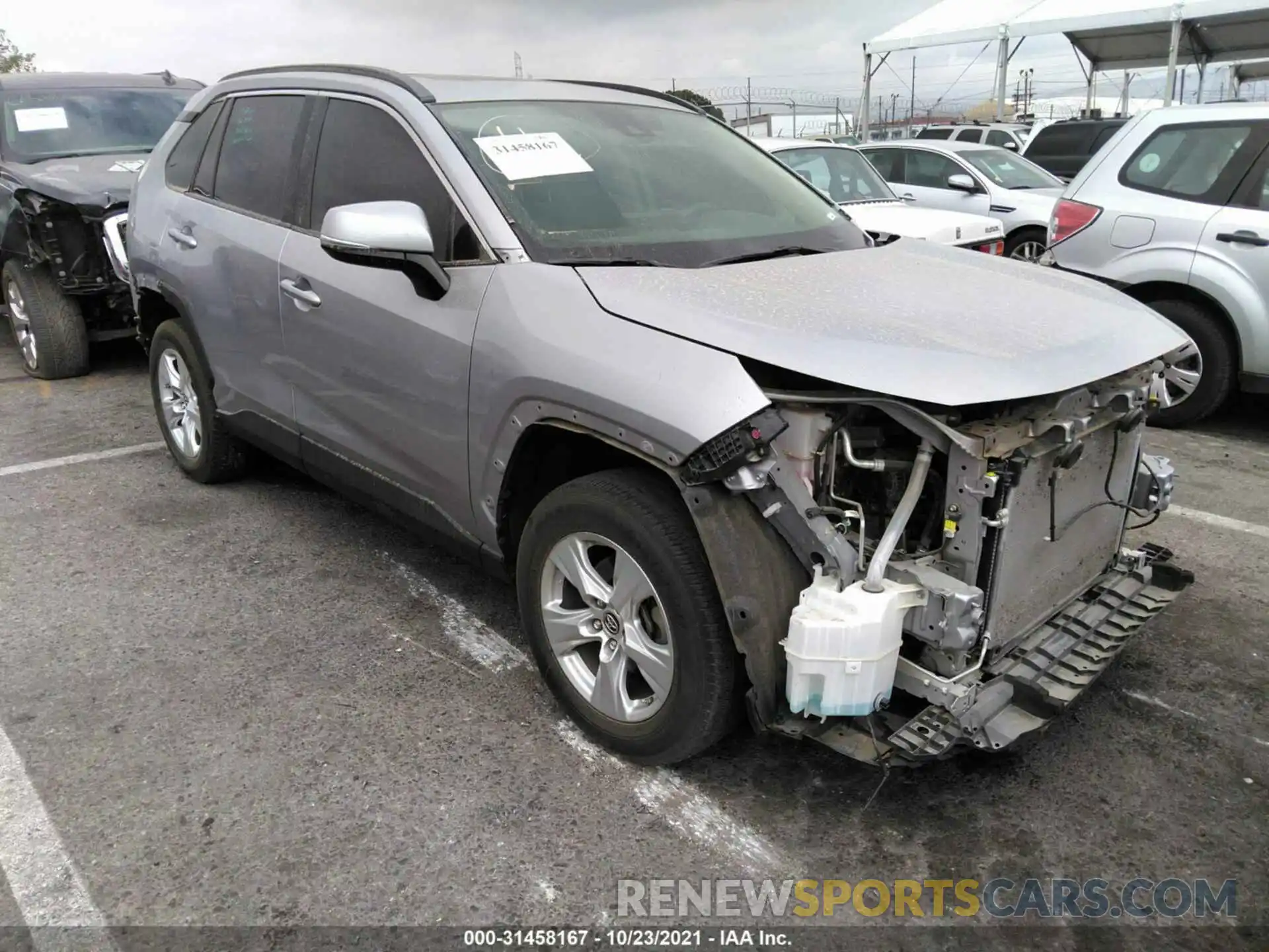 1 Photograph of a damaged car JTMP1RFV5KD004382 TOYOTA RAV4 2019