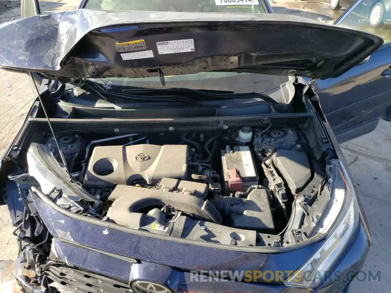 12 Photograph of a damaged car JTMP1RFV5KD021909 TOYOTA RAV4 2019