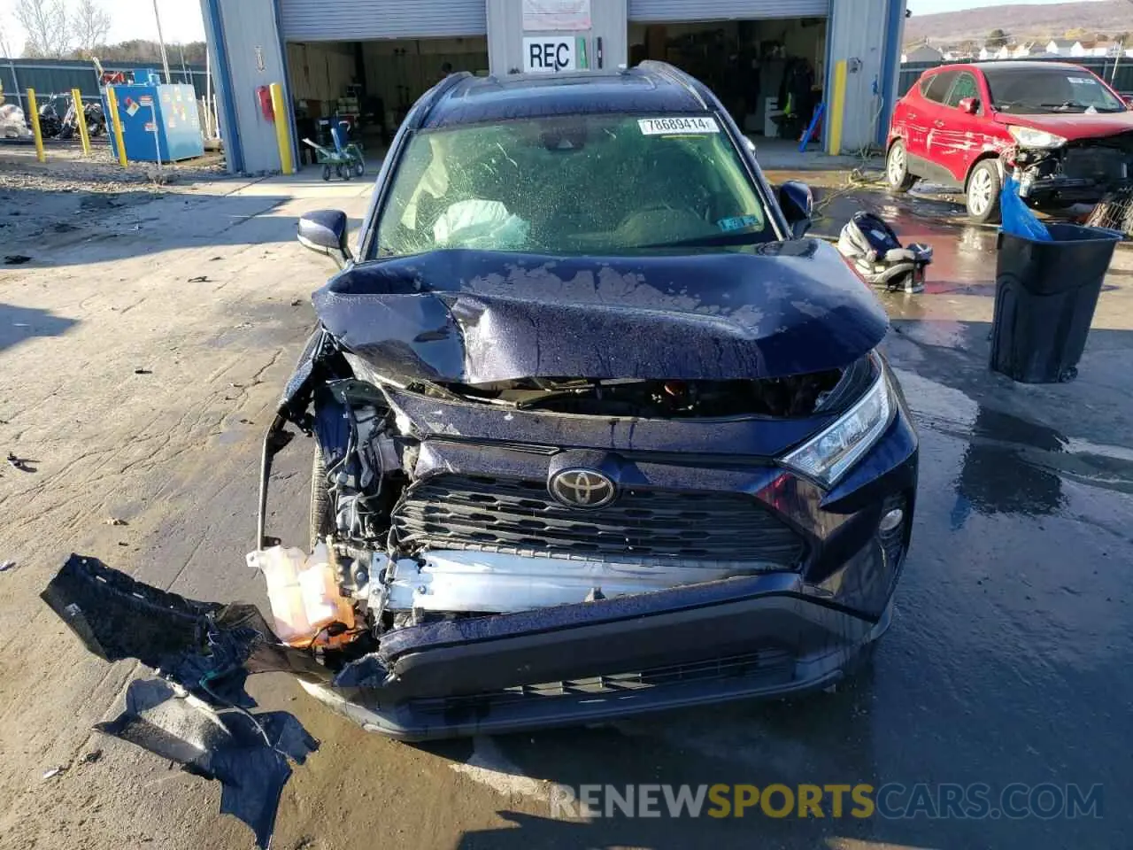 5 Photograph of a damaged car JTMP1RFV5KD021909 TOYOTA RAV4 2019