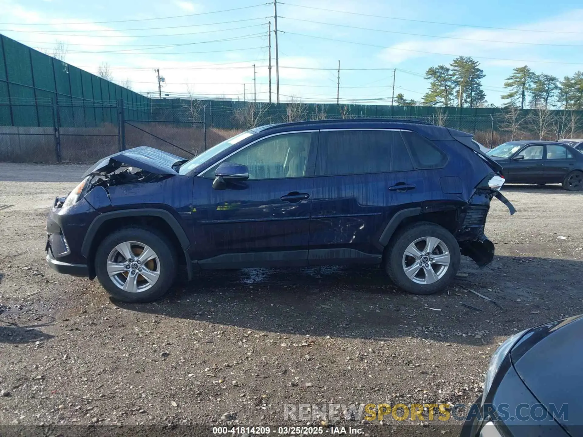 13 Photograph of a damaged car JTMP1RFV5KD023093 TOYOTA RAV4 2019