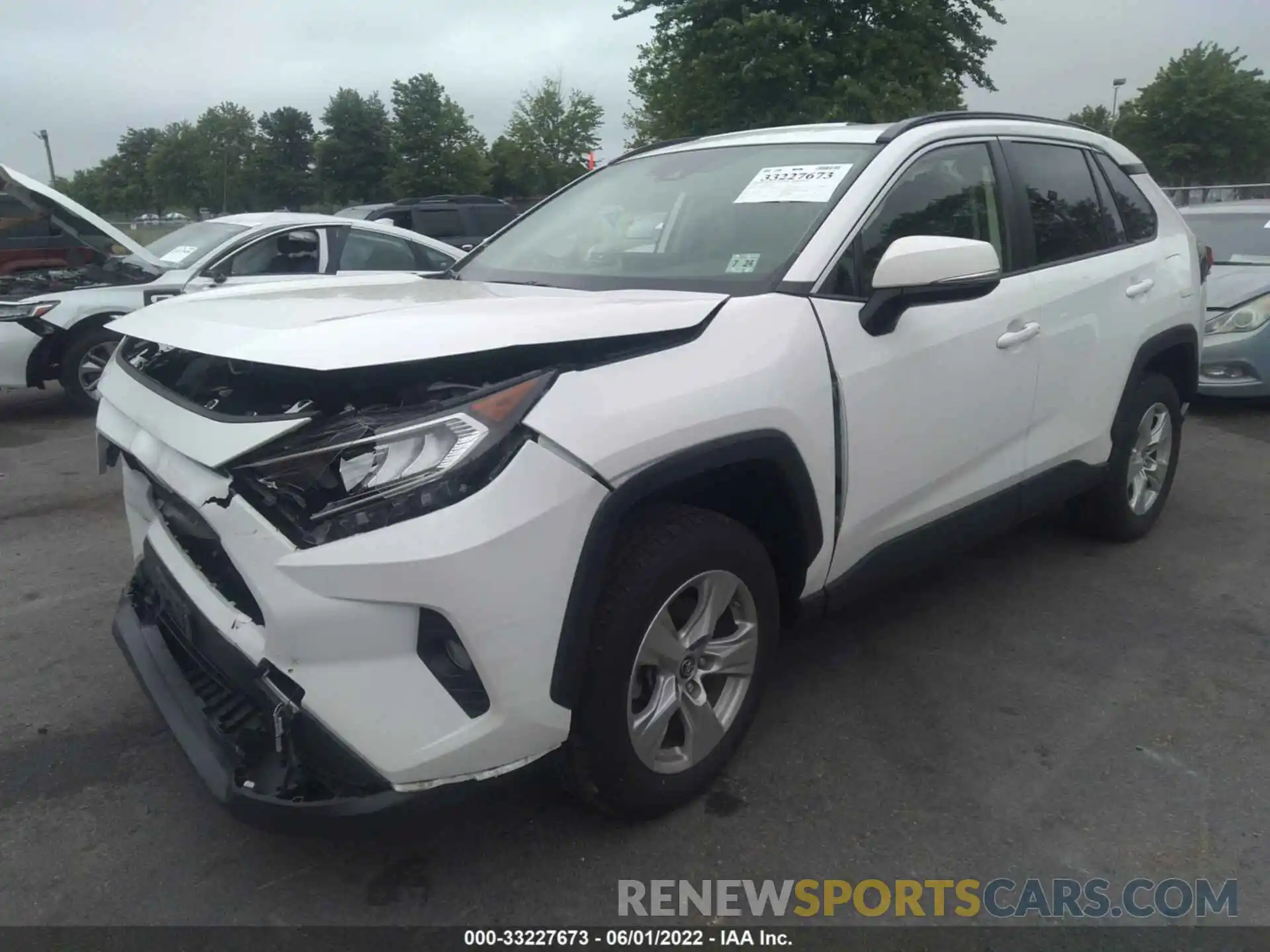 2 Photograph of a damaged car JTMP1RFV5KD027550 TOYOTA RAV4 2019