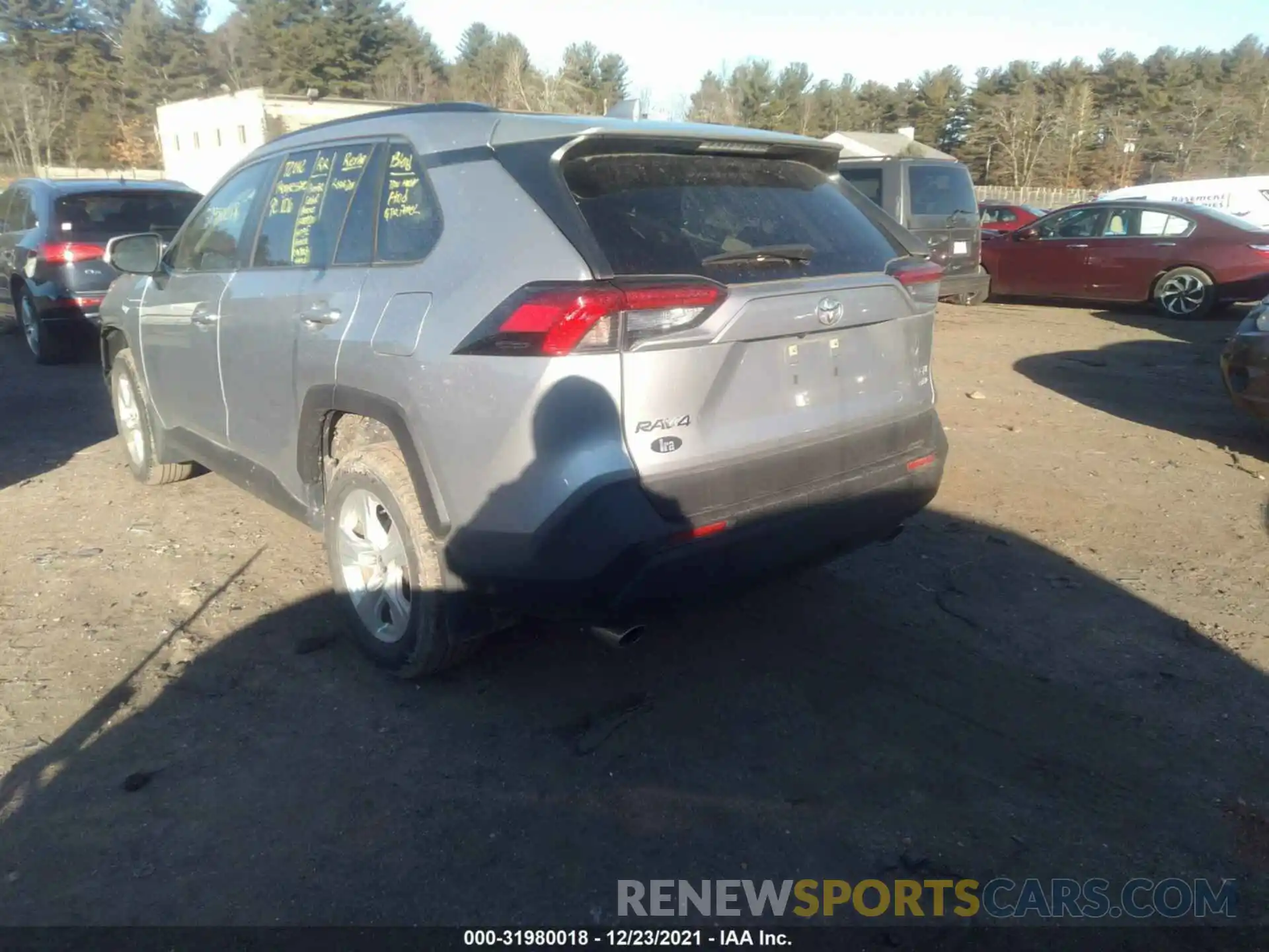 3 Photograph of a damaged car JTMP1RFV5KD028827 TOYOTA RAV4 2019