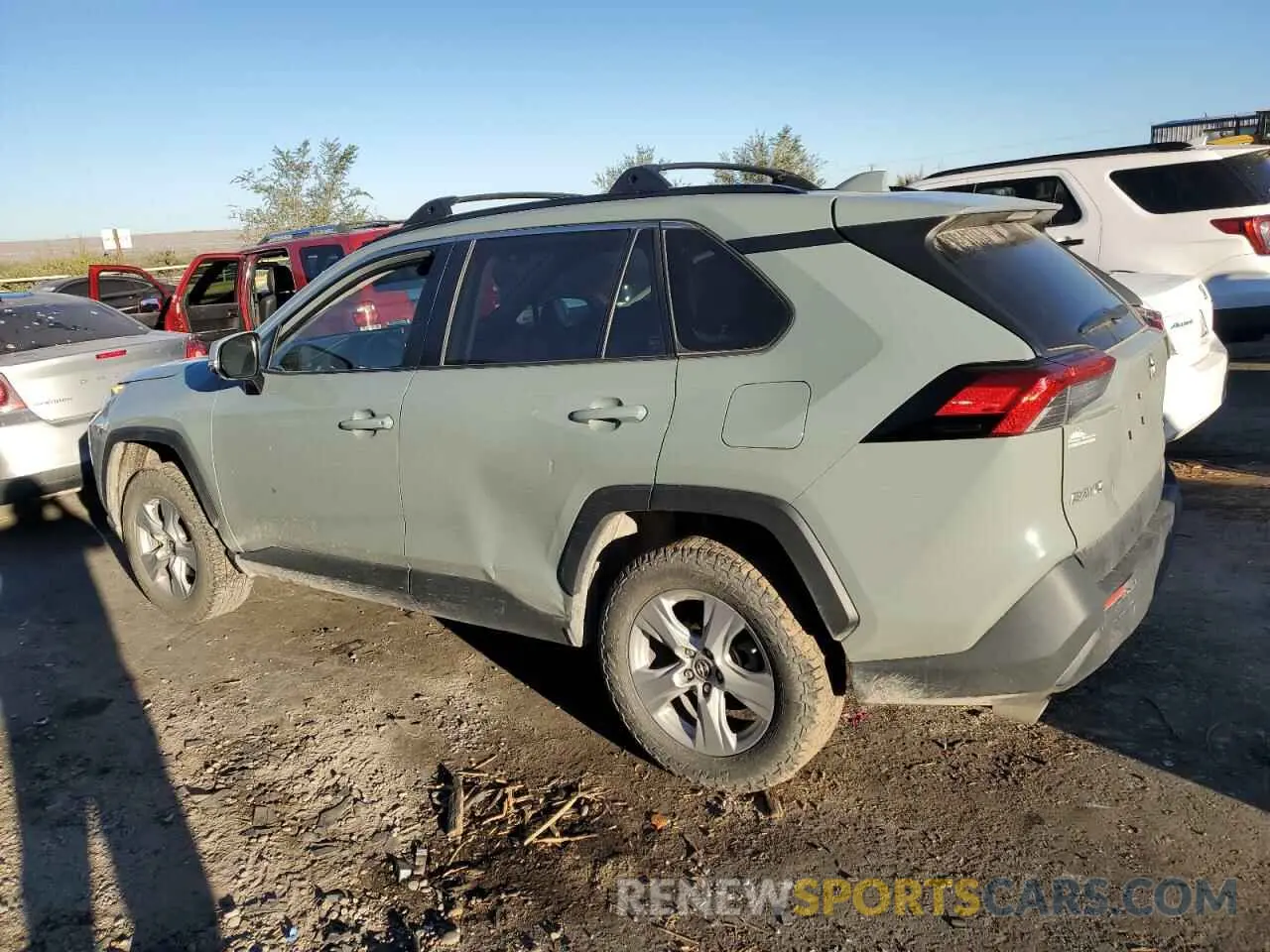 2 Photograph of a damaged car JTMP1RFV5KD029279 TOYOTA RAV4 2019