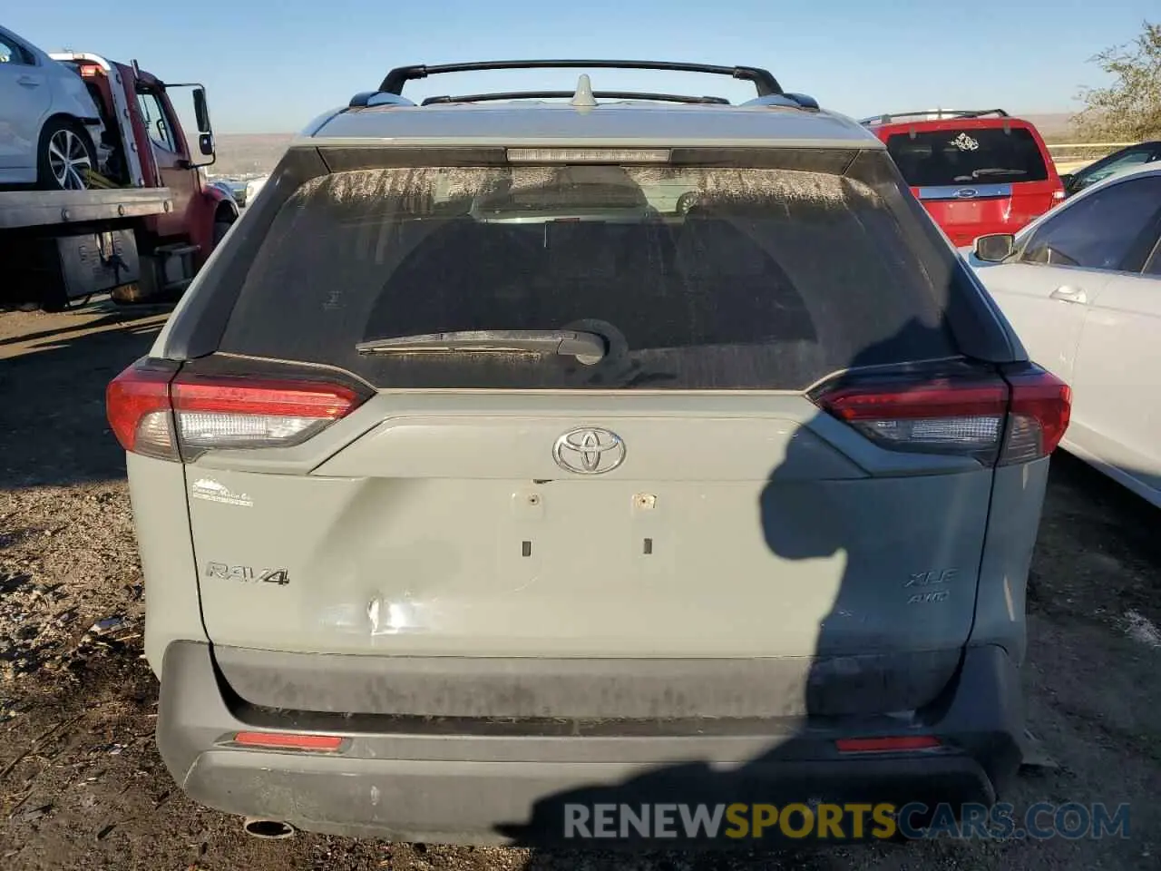 6 Photograph of a damaged car JTMP1RFV5KD029279 TOYOTA RAV4 2019