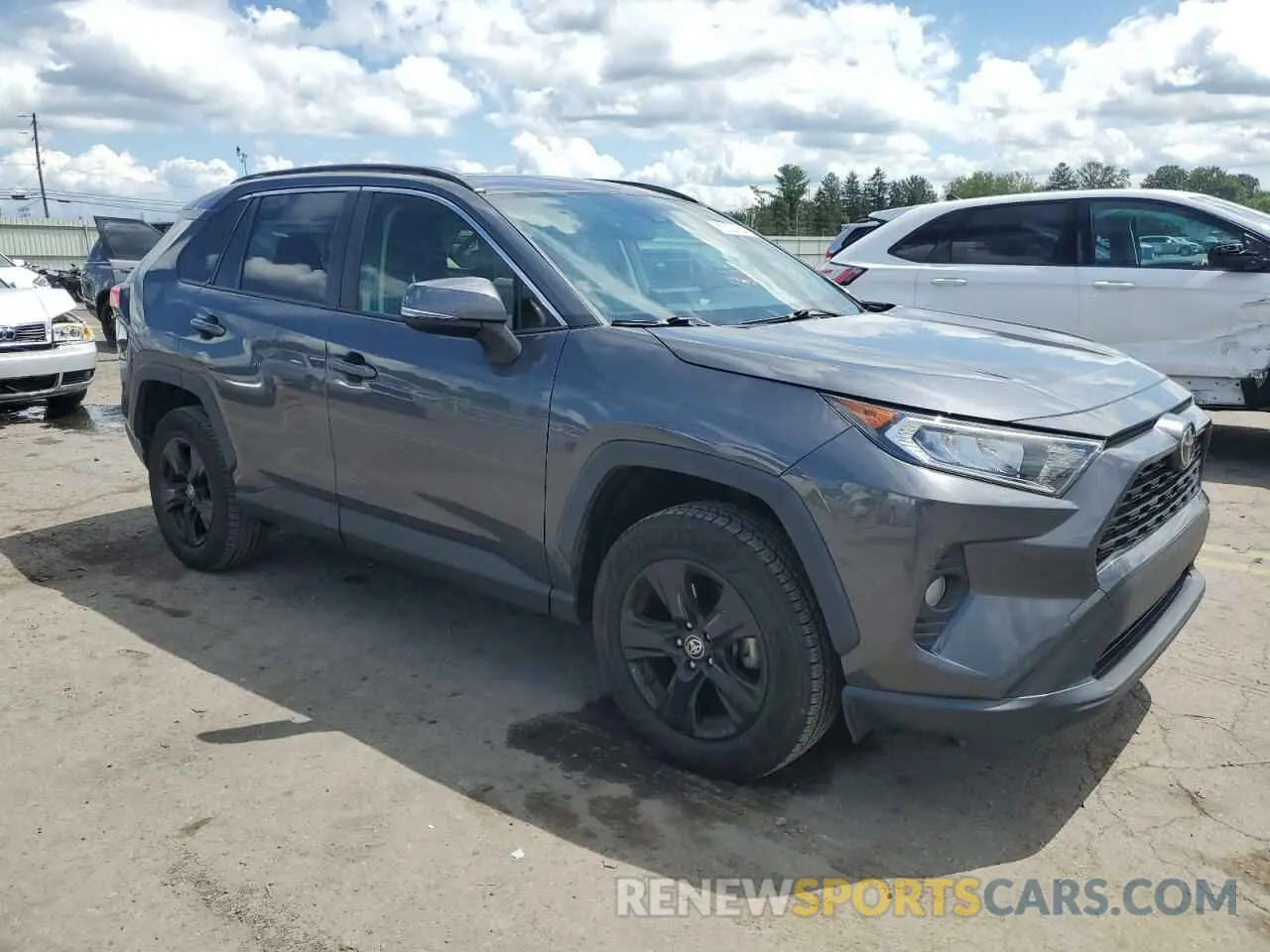 4 Photograph of a damaged car JTMP1RFV5KD044767 TOYOTA RAV4 2019