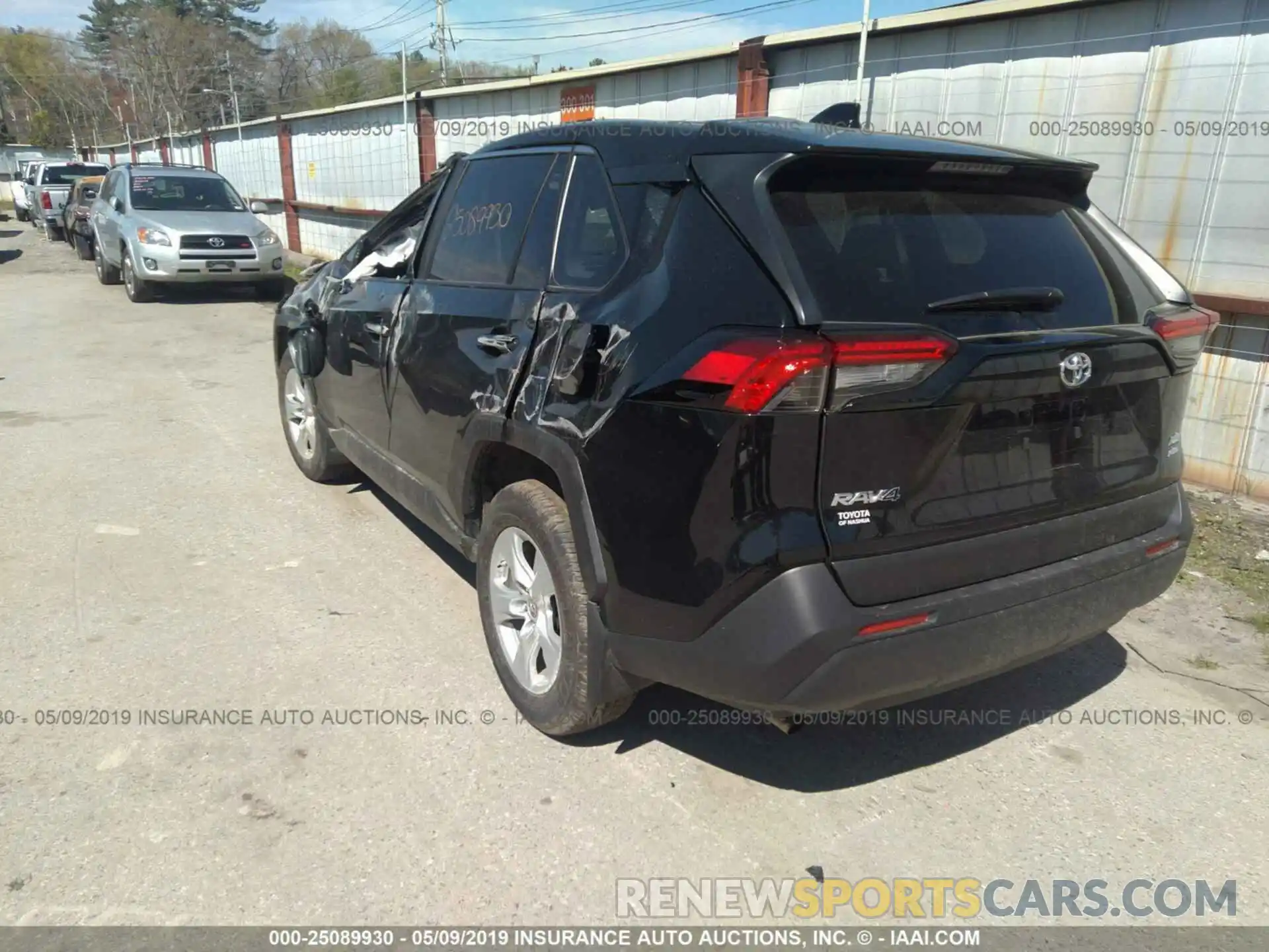 3 Photograph of a damaged car JTMP1RFV5KD507491 TOYOTA RAV4 2019