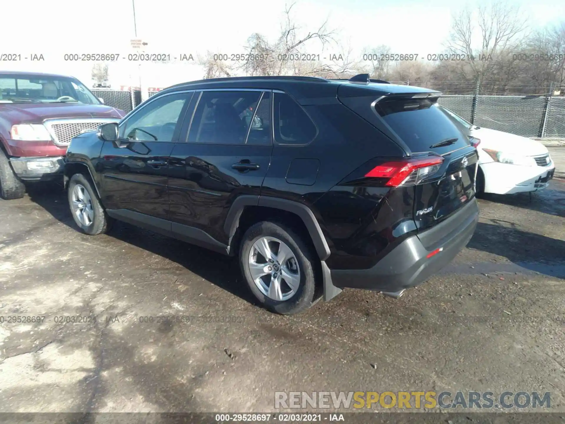 3 Photograph of a damaged car JTMP1RFV5KD509855 TOYOTA RAV4 2019