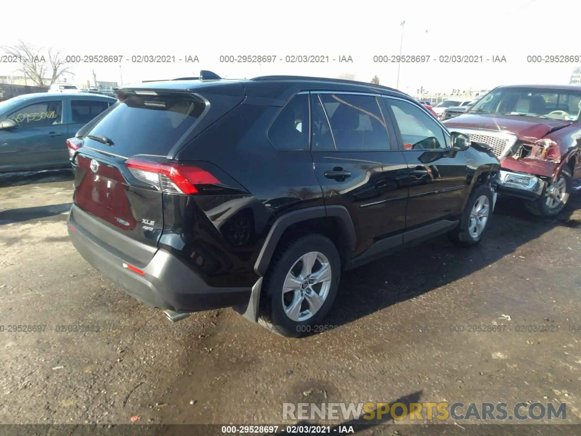 4 Photograph of a damaged car JTMP1RFV5KD509855 TOYOTA RAV4 2019