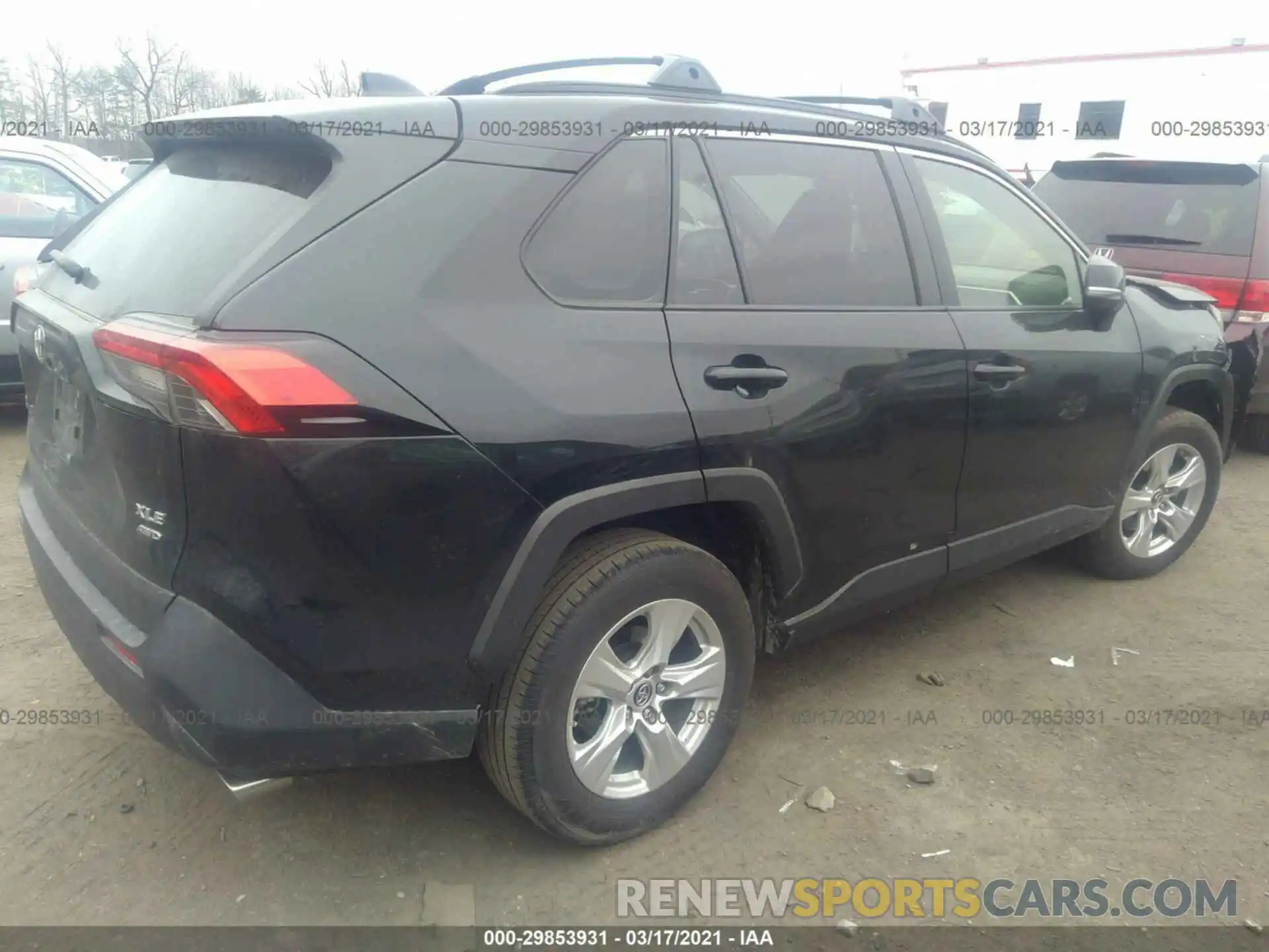 4 Photograph of a damaged car JTMP1RFV5KJ020034 TOYOTA RAV4 2019