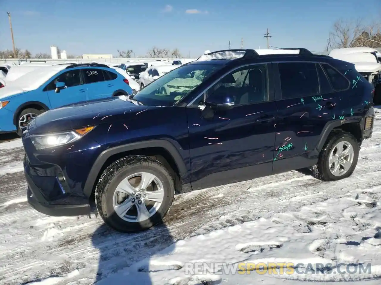 1 Photograph of a damaged car JTMP1RFV6KD008263 TOYOTA RAV4 2019