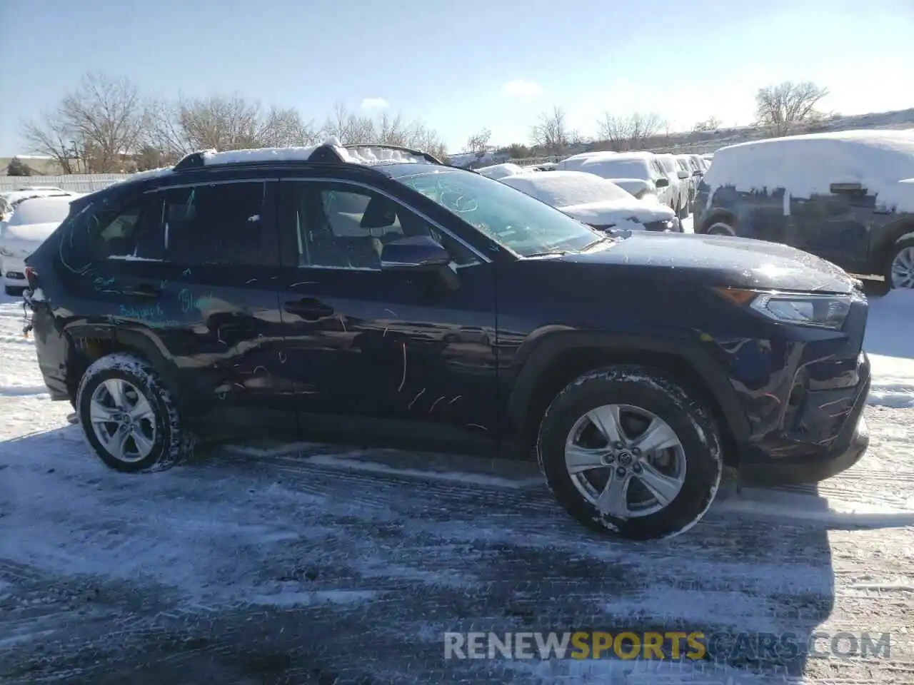 4 Photograph of a damaged car JTMP1RFV6KD008263 TOYOTA RAV4 2019