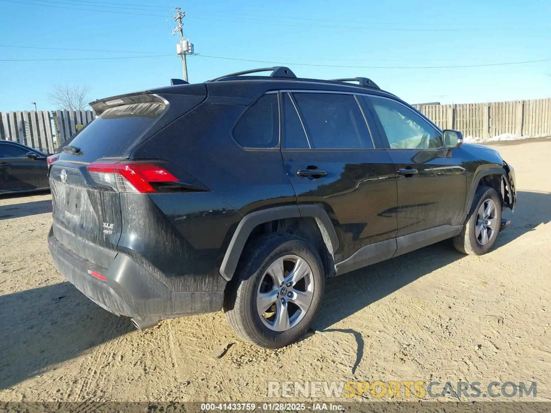 4 Photograph of a damaged car JTMP1RFV6KD033597 TOYOTA RAV4 2019