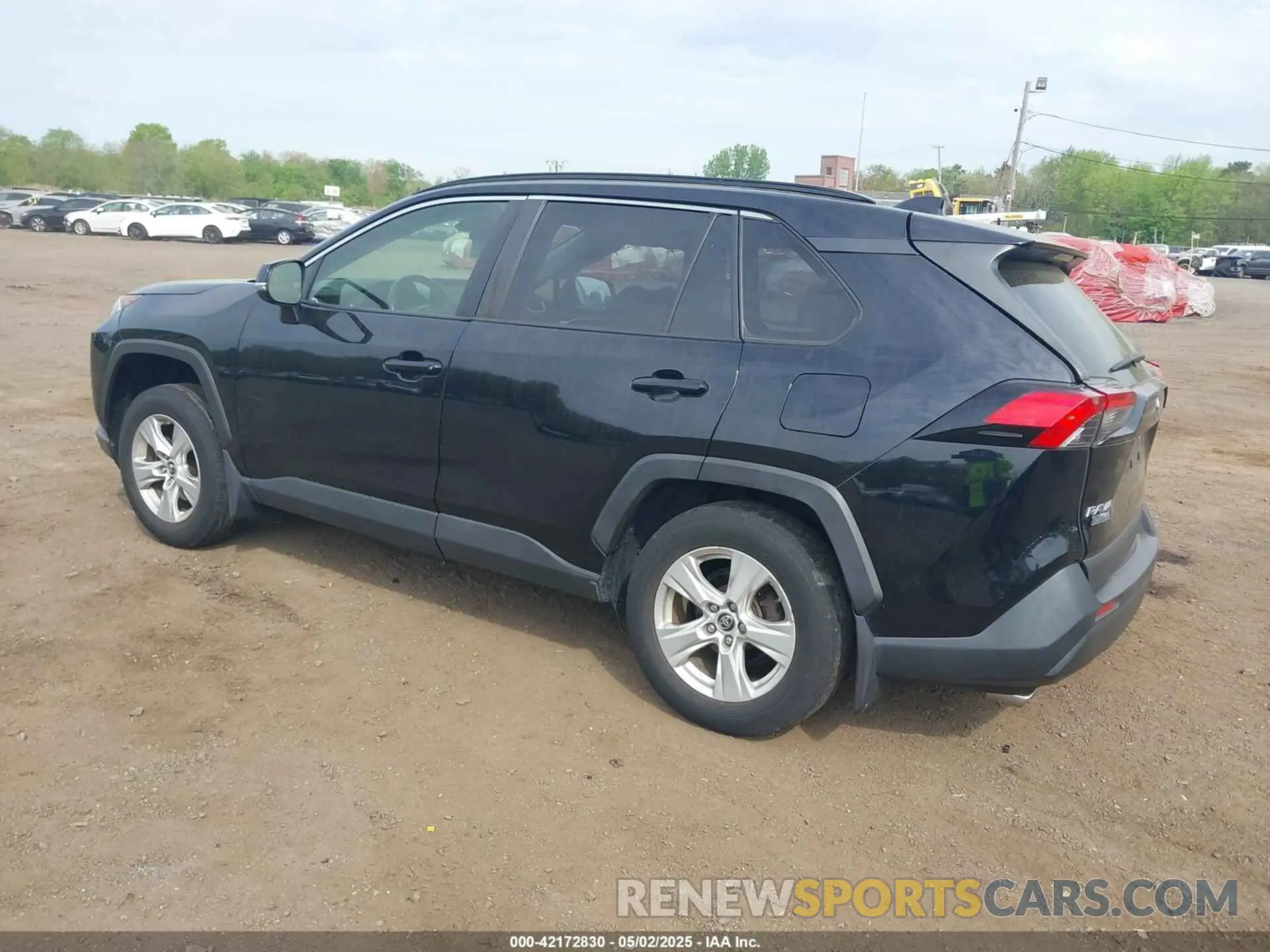 3 Photograph of a damaged car JTMP1RFV6KD500954 TOYOTA RAV4 2019