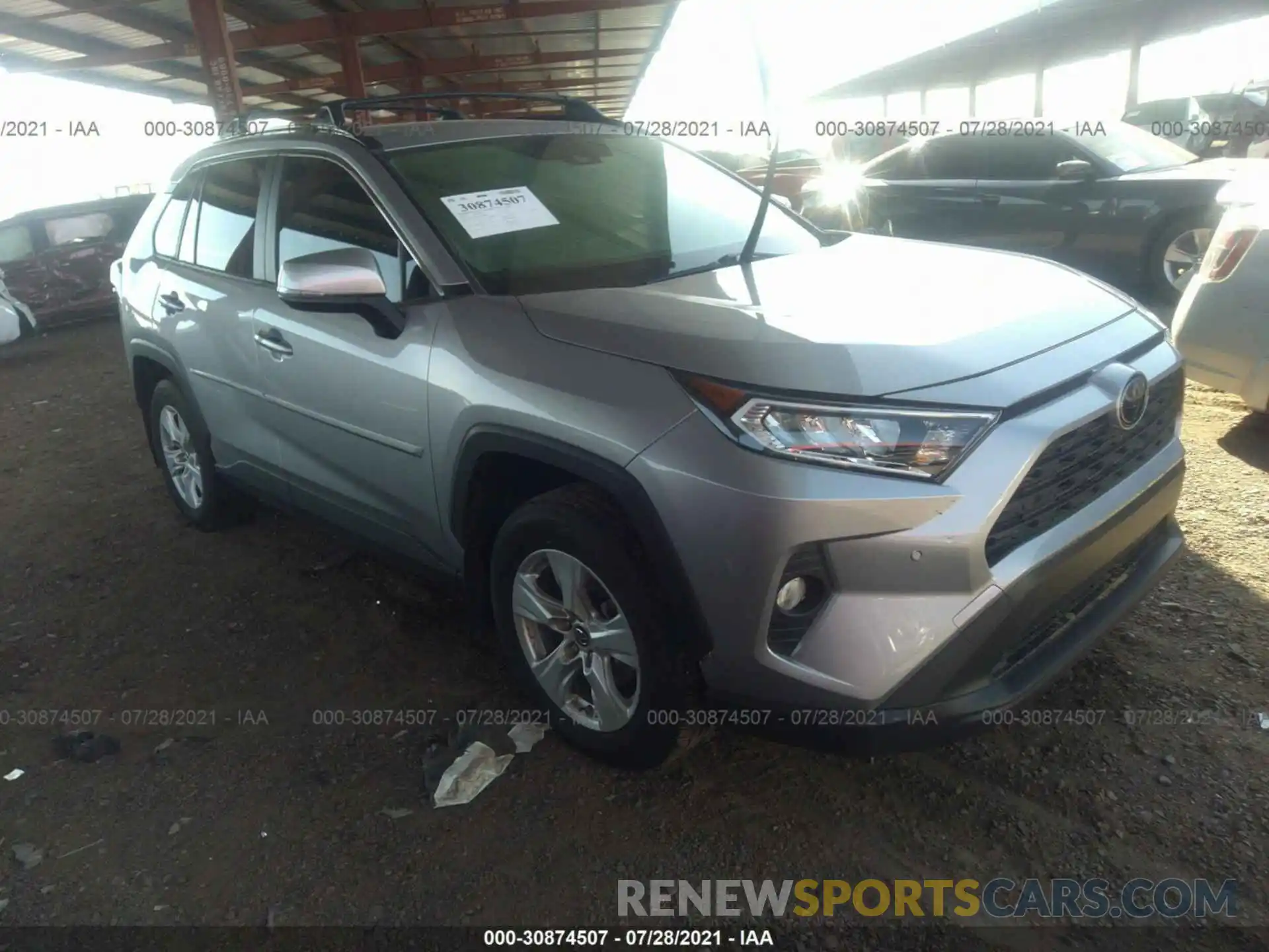 1 Photograph of a damaged car JTMP1RFV6KD508889 TOYOTA RAV4 2019