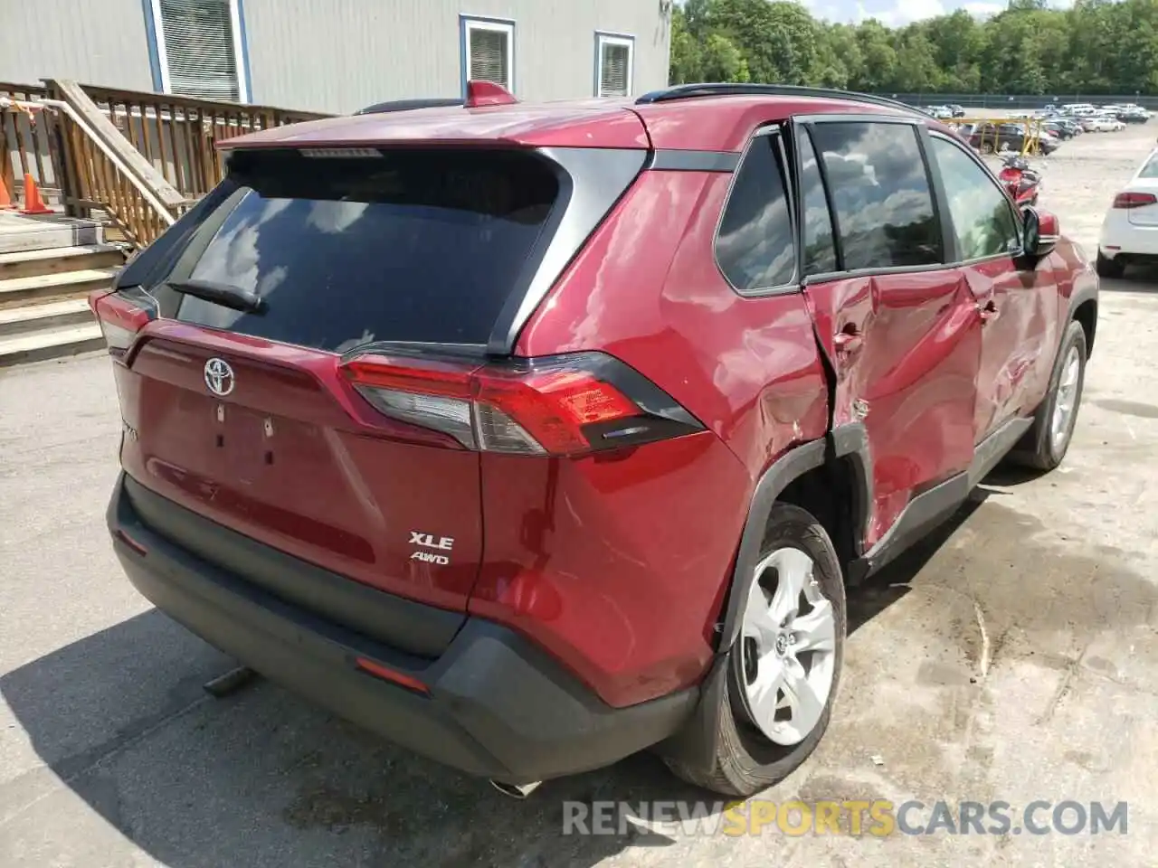 4 Photograph of a damaged car JTMP1RFV6KD513977 TOYOTA RAV4 2019