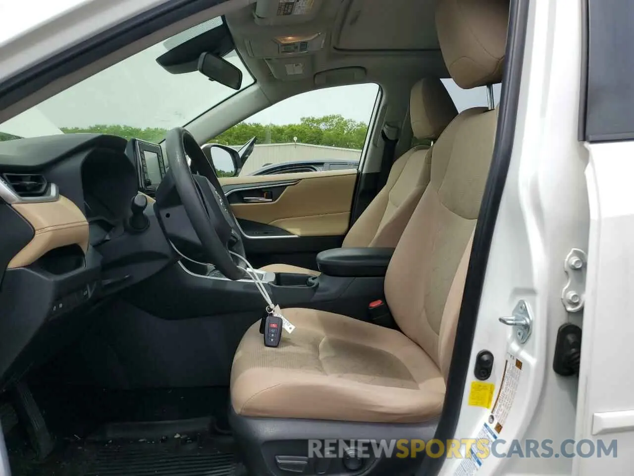 7 Photograph of a damaged car JTMP1RFV6KD518001 TOYOTA RAV4 2019