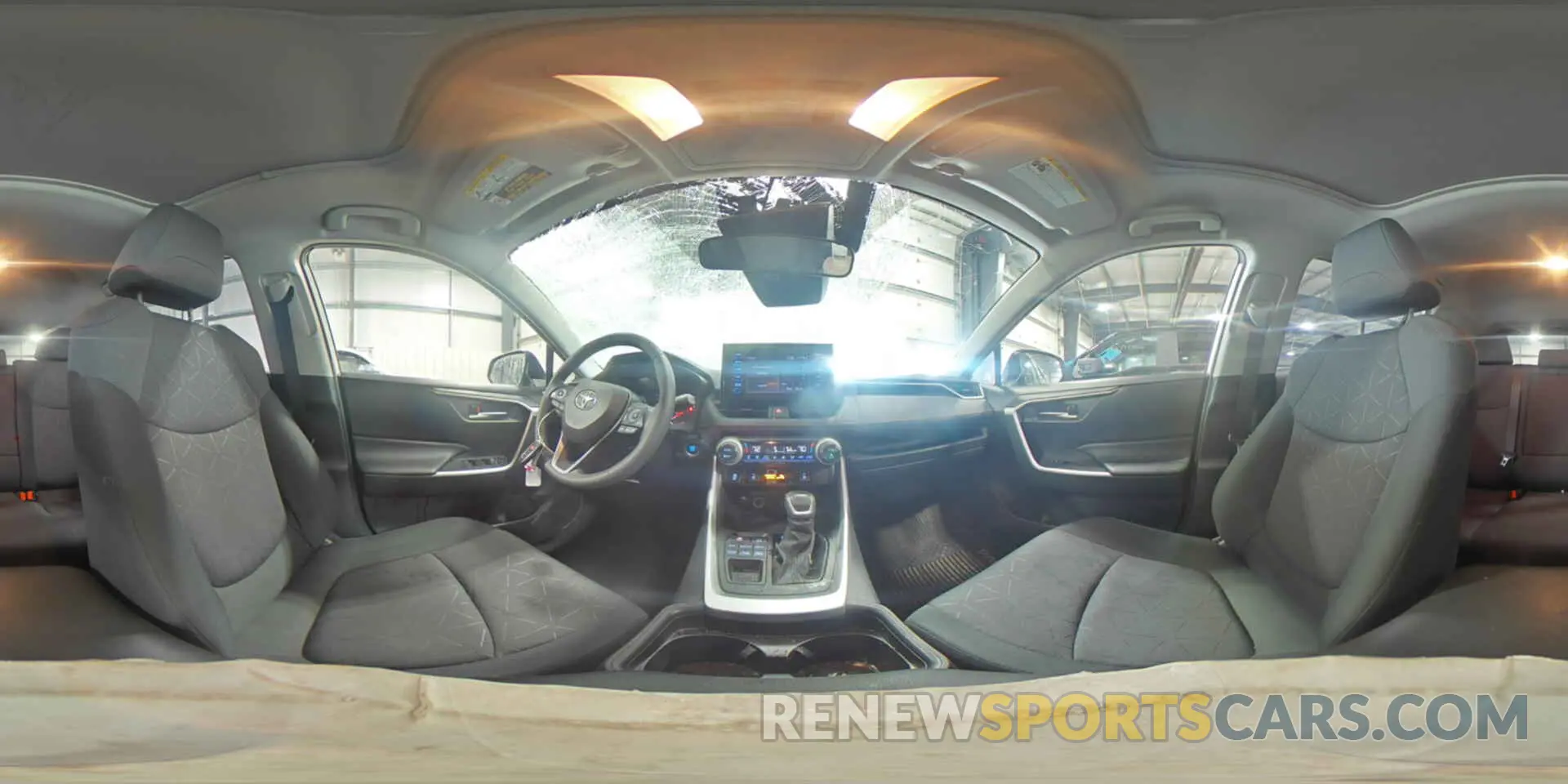 15 Photograph of a damaged car JTMP1RFV6KD518659 TOYOTA RAV4 2019