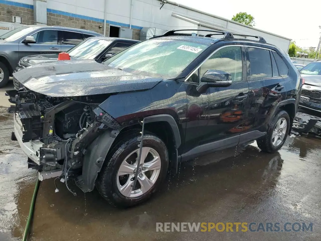 1 Photograph of a damaged car JTMP1RFV6KJ004571 TOYOTA RAV4 2019