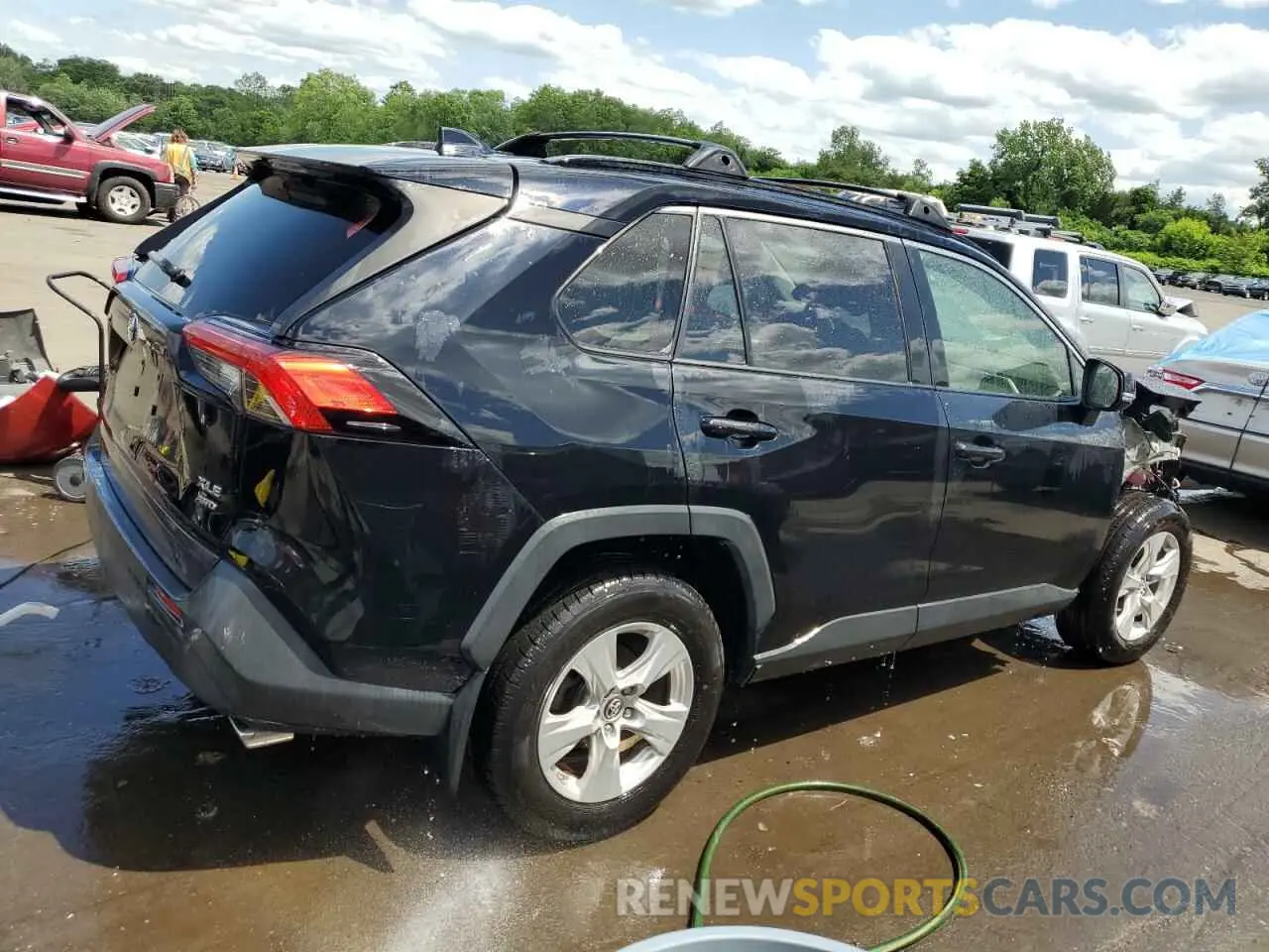 3 Photograph of a damaged car JTMP1RFV6KJ004571 TOYOTA RAV4 2019
