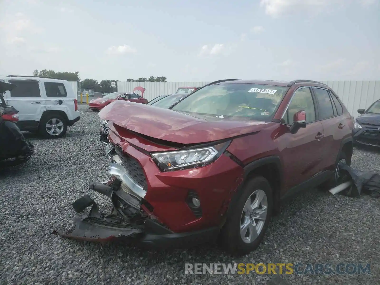 2 Photograph of a damaged car JTMP1RFV6KJ017319 TOYOTA RAV4 2019