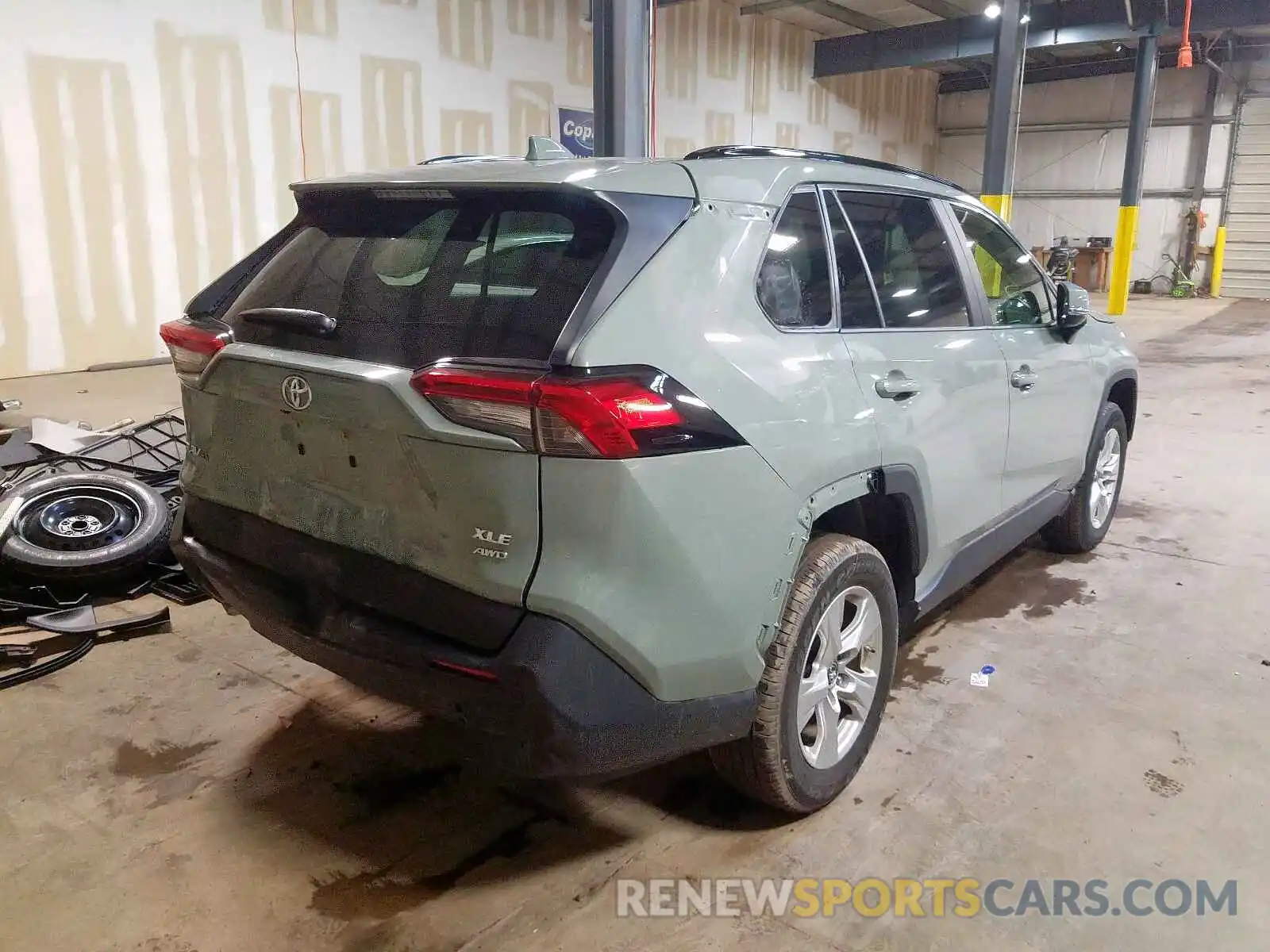 4 Photograph of a damaged car JTMP1RFV7KD002200 TOYOTA RAV4 2019