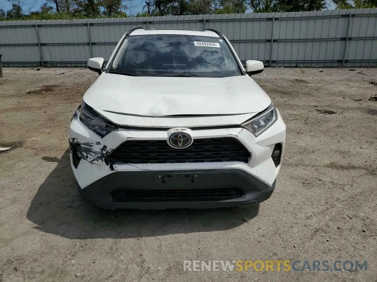 5 Photograph of a damaged car JTMP1RFV7KD028005 TOYOTA RAV4 2019