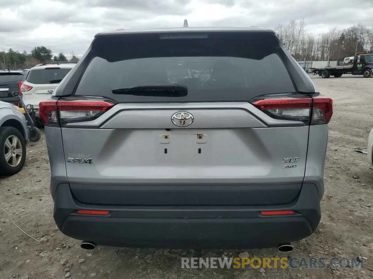 6 Photograph of a damaged car JTMP1RFV7KD028697 TOYOTA RAV4 2019