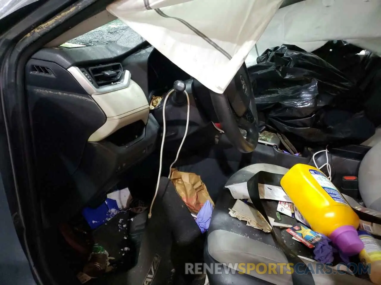 7 Photograph of a damaged car JTMP1RFV7KD028795 TOYOTA RAV4 2019