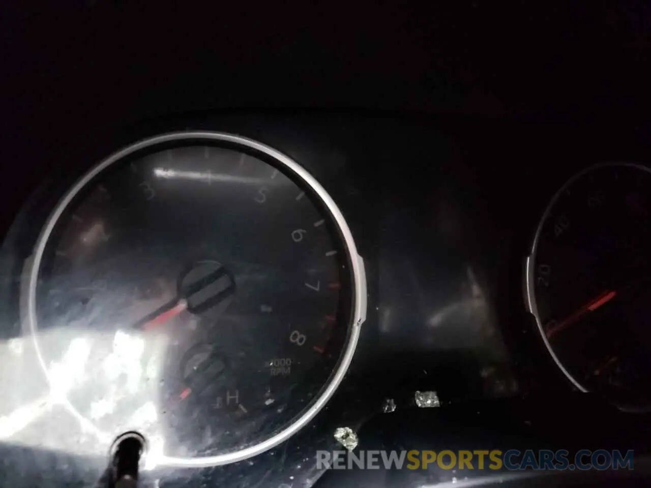 9 Photograph of a damaged car JTMP1RFV7KD028795 TOYOTA RAV4 2019